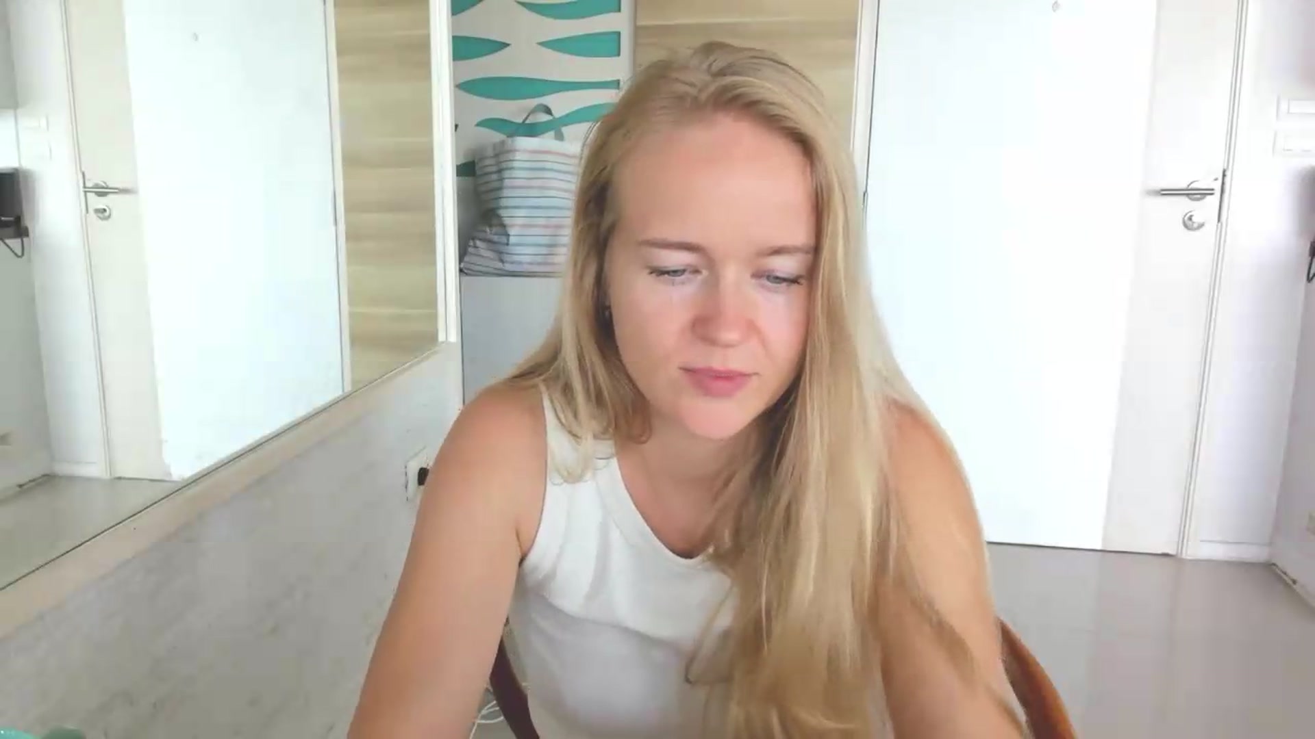 Gallery image thumbnail from Petite_Star's myfreecams stream on, 09/10/2026, 07:22 image 9 of 20