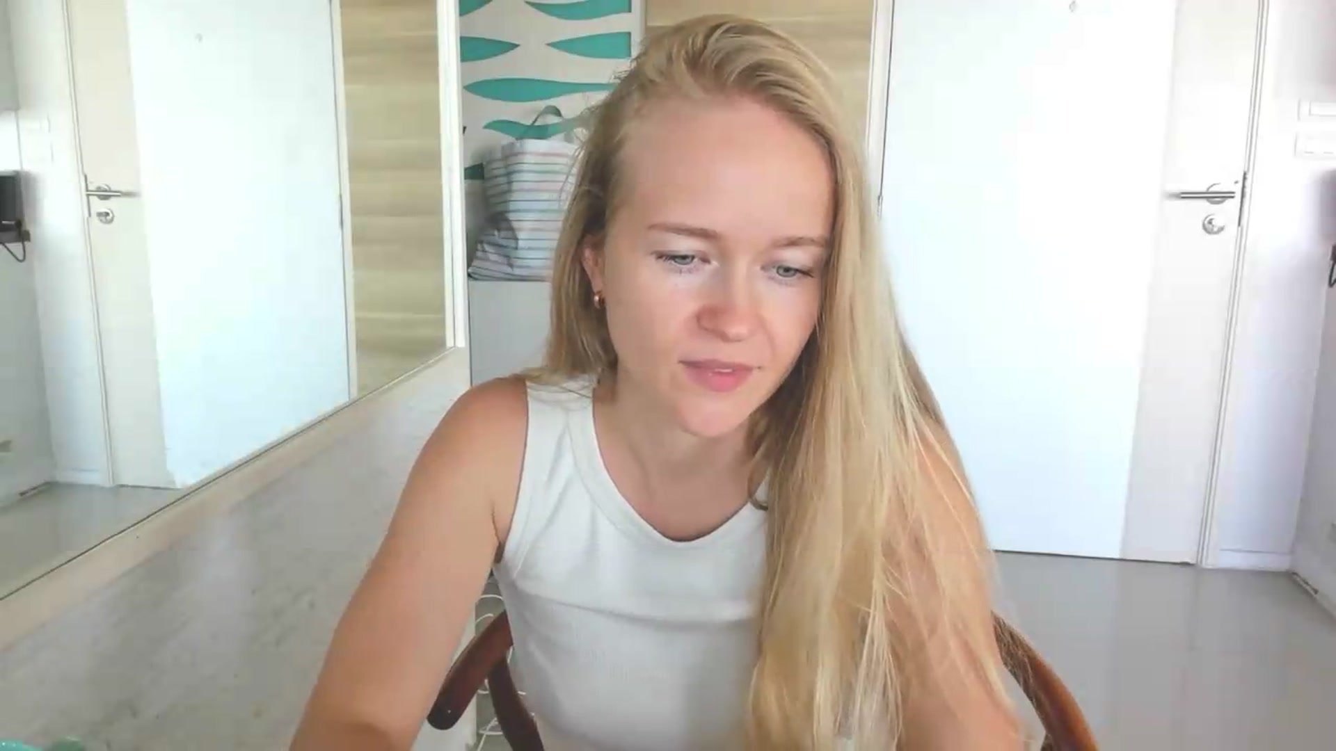Gallery image thumbnail from Petite_Star's myfreecams stream on, 09/10/2026, 07:22 image 3 of 20