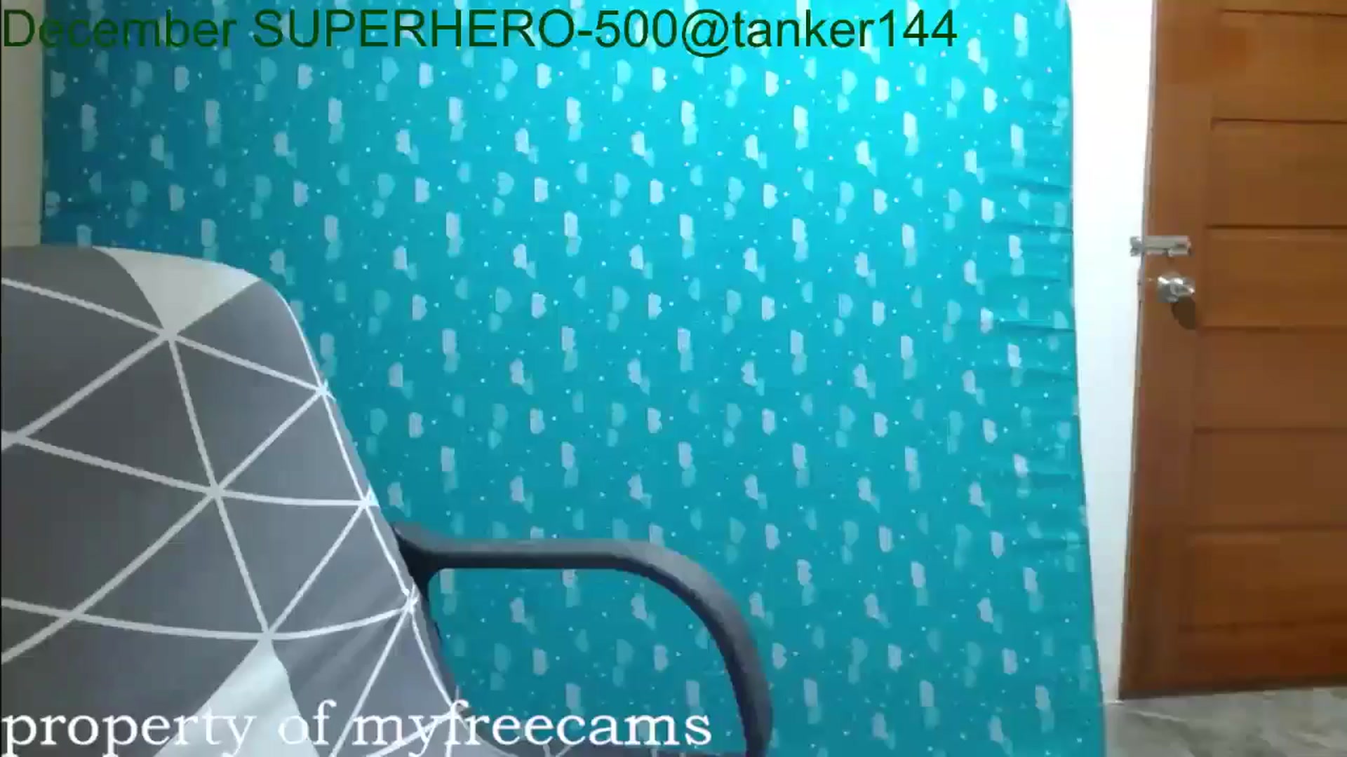 Gallery image thumbnail from Petite_sweety's myfreecams stream on, 12/14/2025, 10:11 image 17 of 20