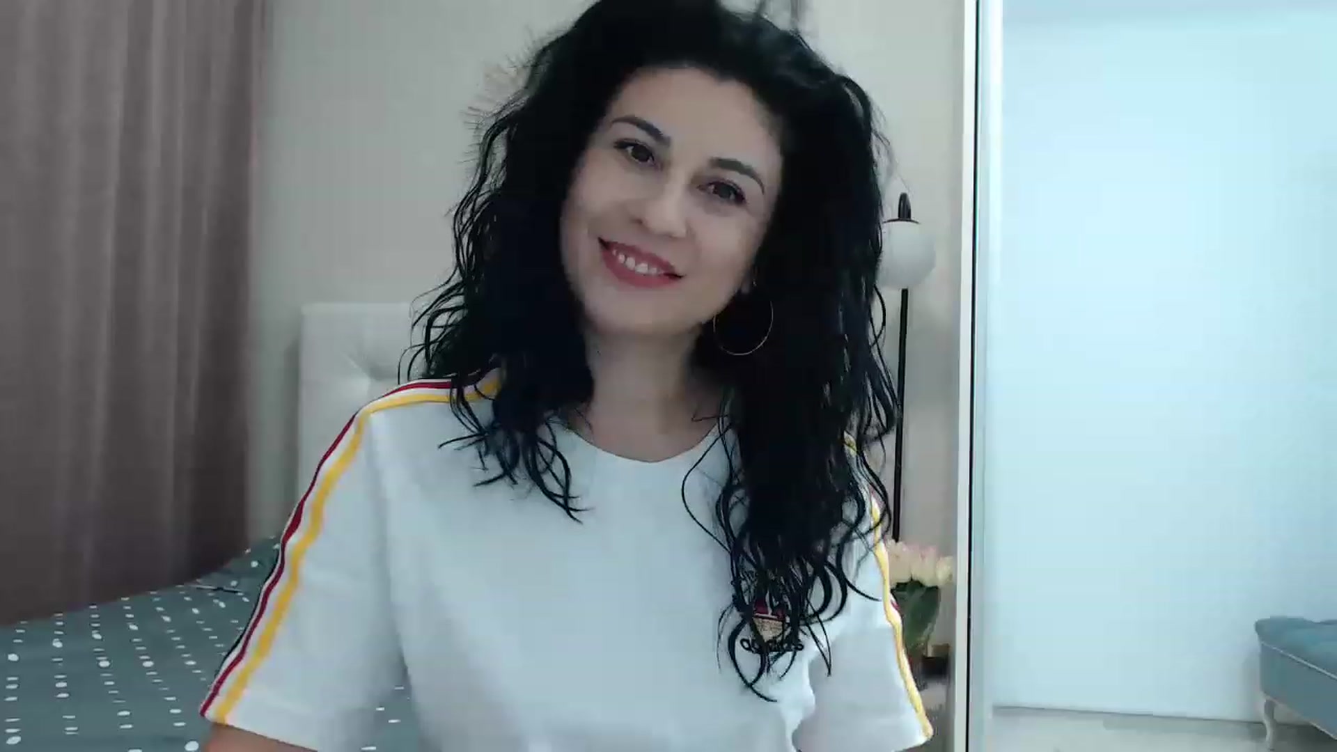 Gallery image thumbnail from Petitebunny1's myfreecams stream on, 12/08/2022, 23:10 image 8 of 20
