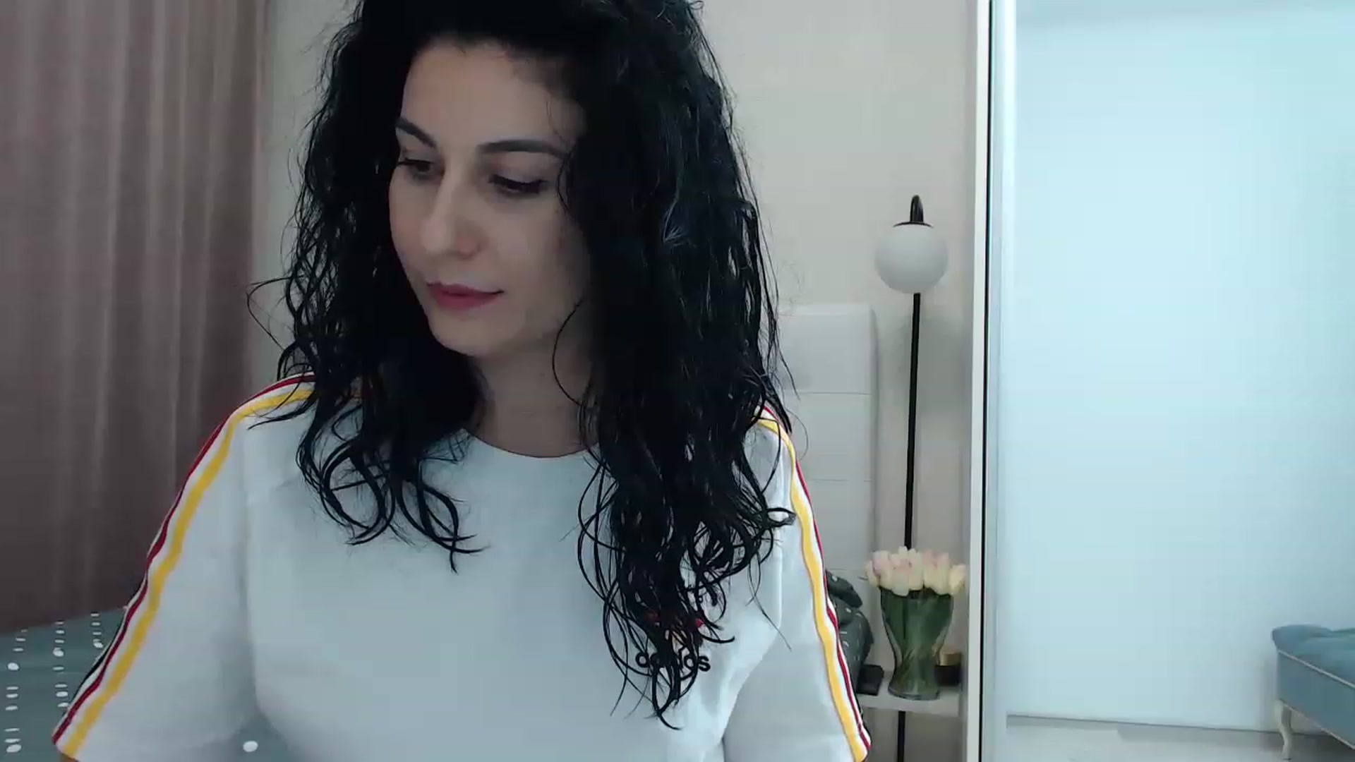 Gallery image thumbnail from Petitebunny1's myfreecams stream on, 12/08/2022, 23:10 image 10 of 20