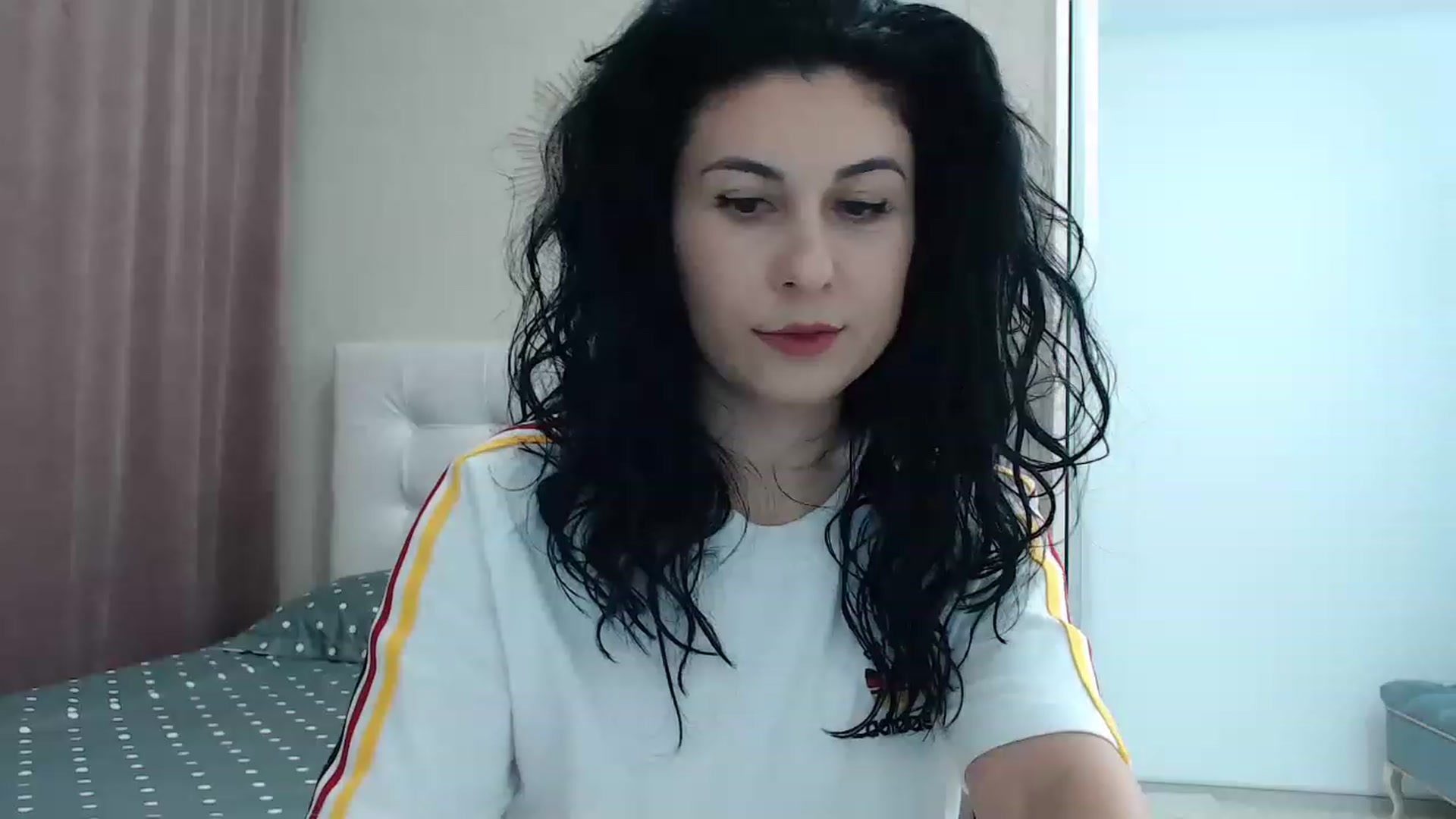 Gallery image thumbnail from Petitebunny1's myfreecams stream on, 12/09/2022, 24:50 image 6 of 20