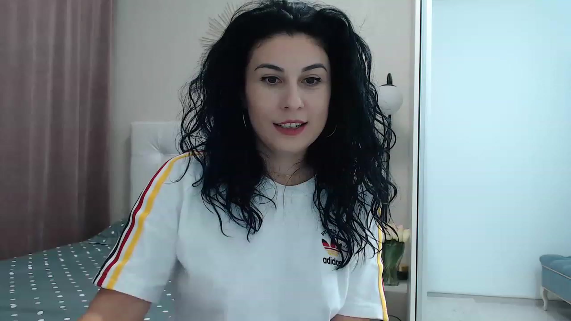 Gallery image thumbnail from Petitebunny1's myfreecams stream on, 12/09/2022, 24:50 image 18 of 20