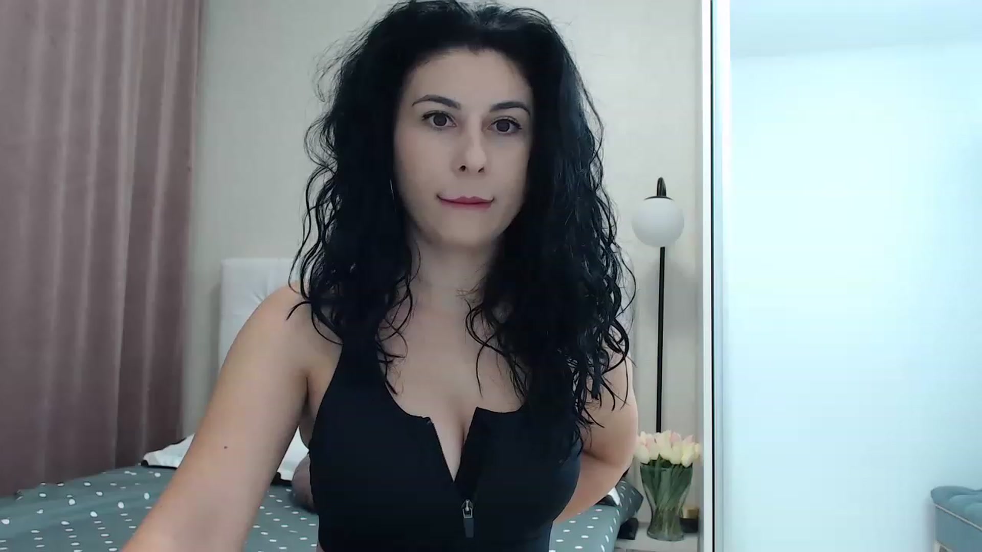 Gallery image thumbnail from Petitebunny1's myfreecams stream on, 12/09/2022, 23:42 image 10 of 20