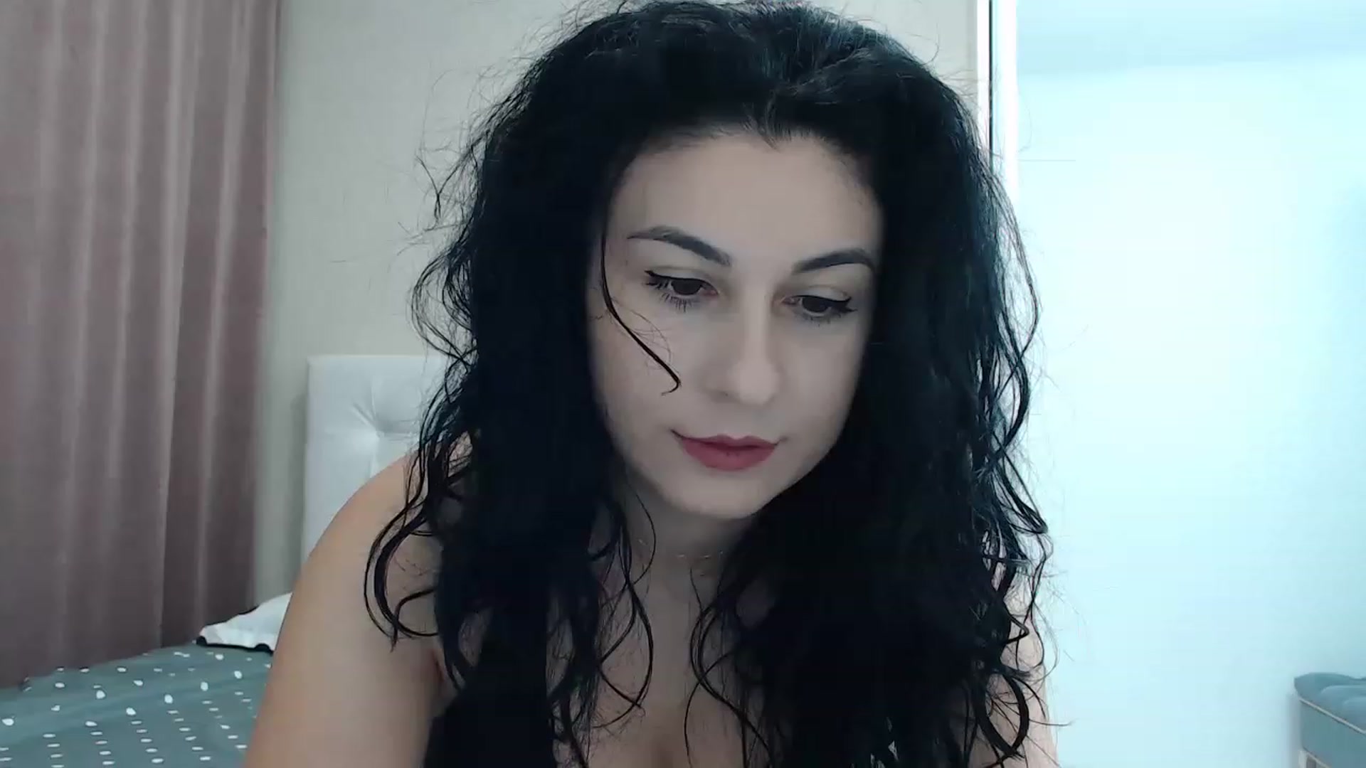 Gallery image thumbnail from Petitebunny1's myfreecams stream on, 12/09/2022, 23:42 image 13 of 20