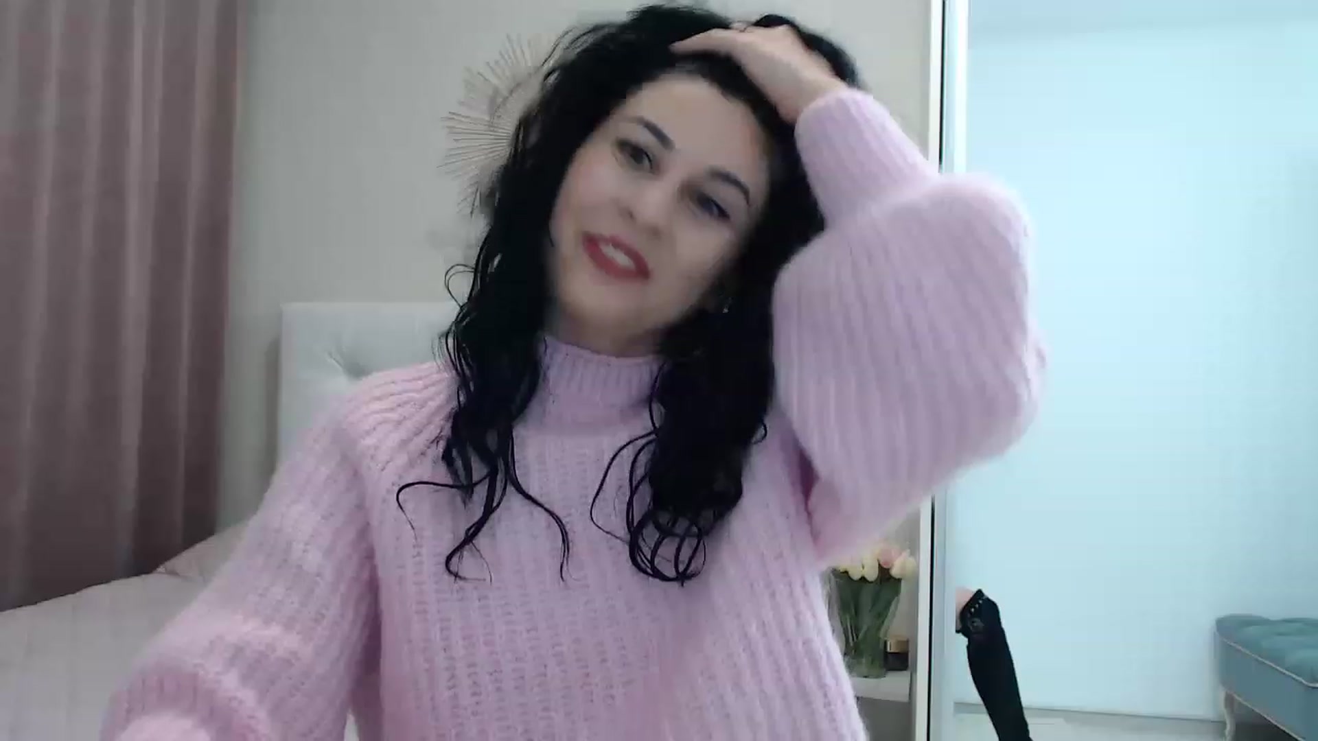 Gallery image thumbnail from Petitebunny1's myfreecams stream on, 12/11/2022, 23:24 image 9 of 20