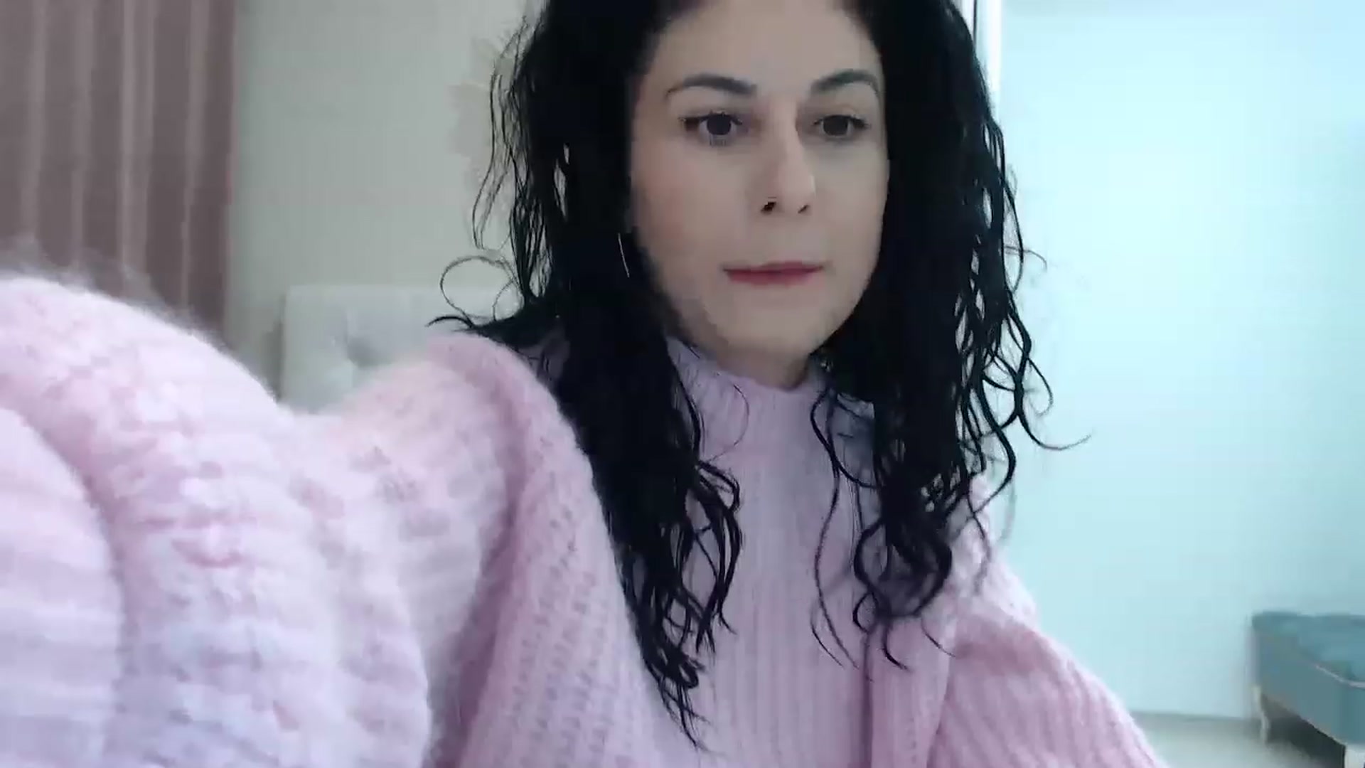 Gallery image thumbnail from Petitebunny1's myfreecams stream on, 12/11/2022, 23:24 image 14 of 20