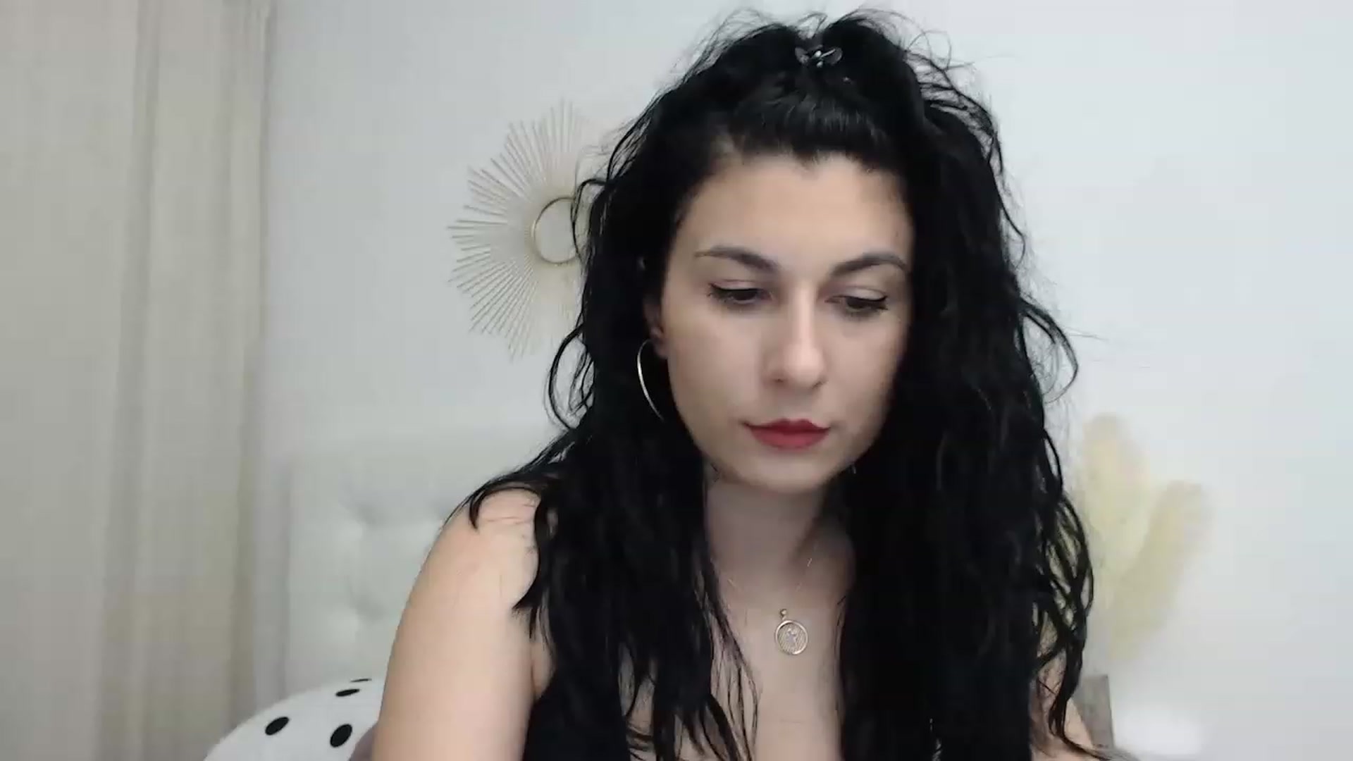 Gallery image thumbnail from Petitebunny1's myfreecams stream on, 06/25/2023, 23:40 image 12 of 20