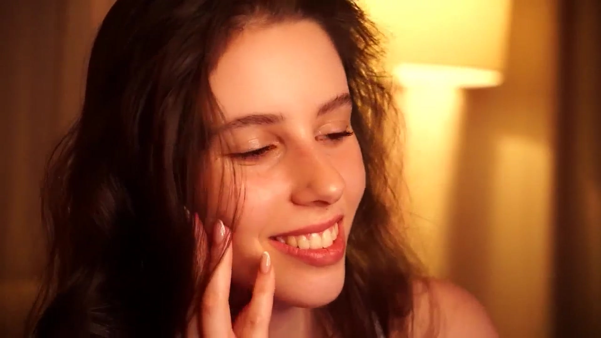 Gallery image thumbnail from PetiteeBratt's myfreecams stream on, 05/03/2026, 17:03 image 16 of 20