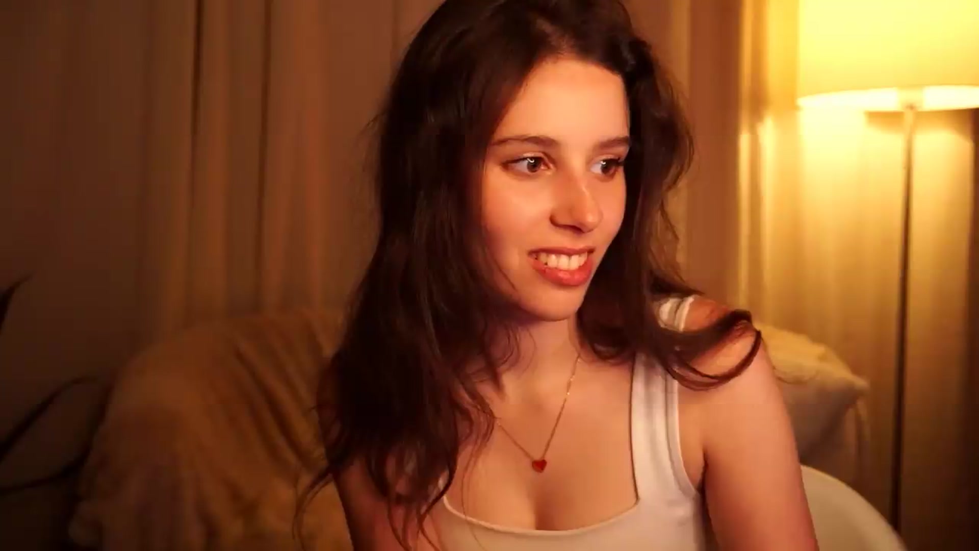 Gallery image thumbnail from PetiteeBratt's myfreecams stream on, 05/12/2026, 21:20 image 3 of 20