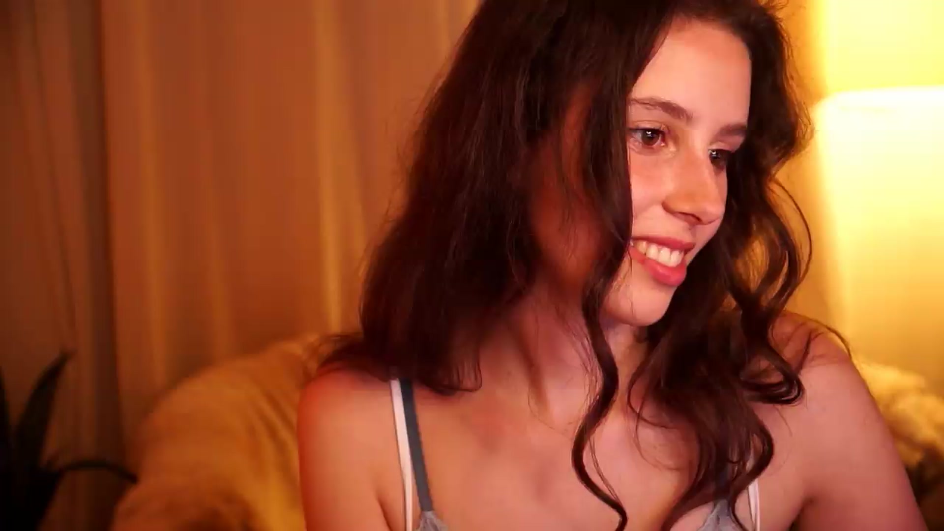 Gallery image thumbnail from PetiteeBratt's myfreecams stream on, 05/16/2026, 21:07 image 2 of 20