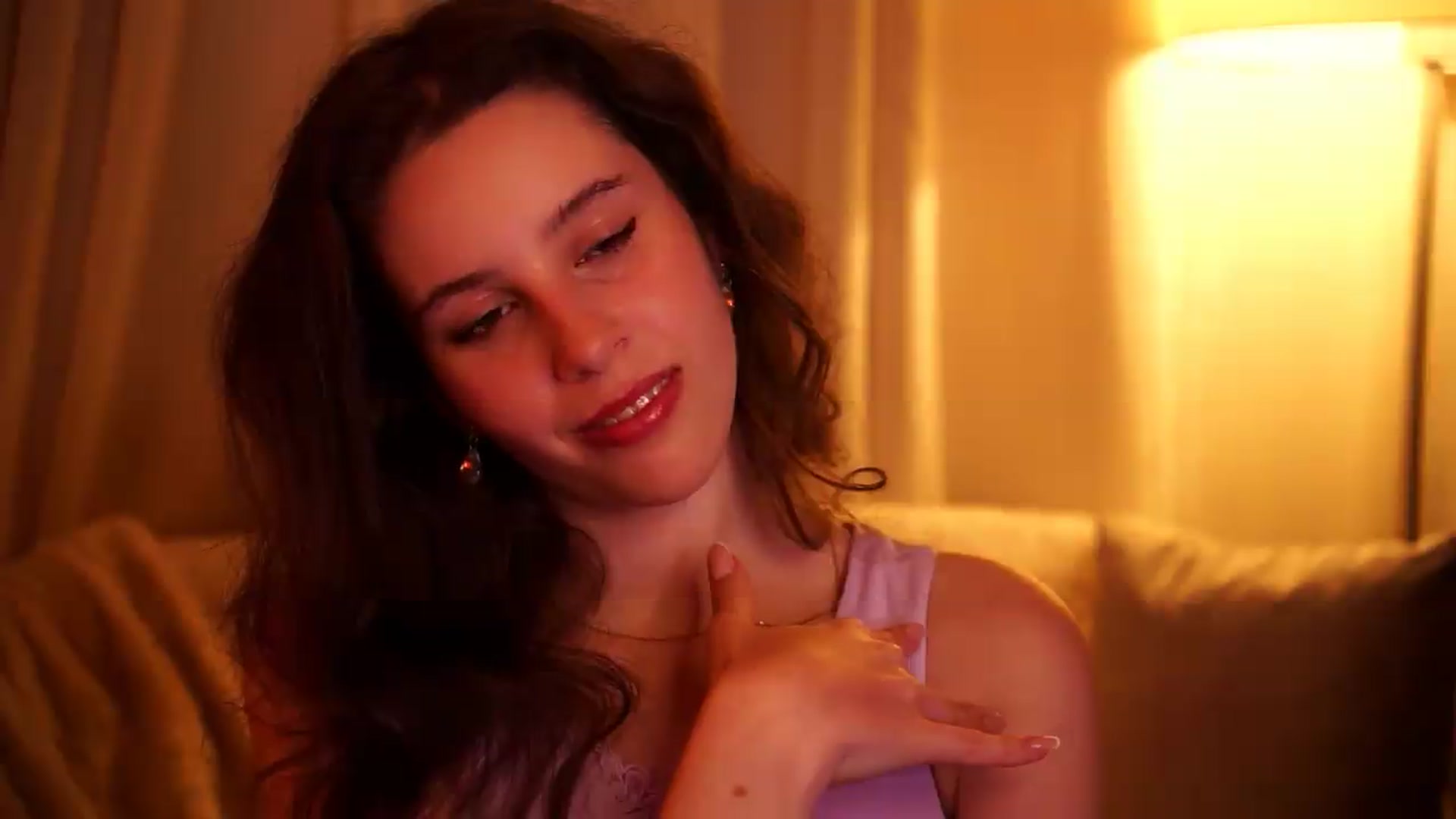 Gallery image thumbnail from PetiteeBratt's myfreecams stream on, 05/17/2026, 11:26 image 16 of 20