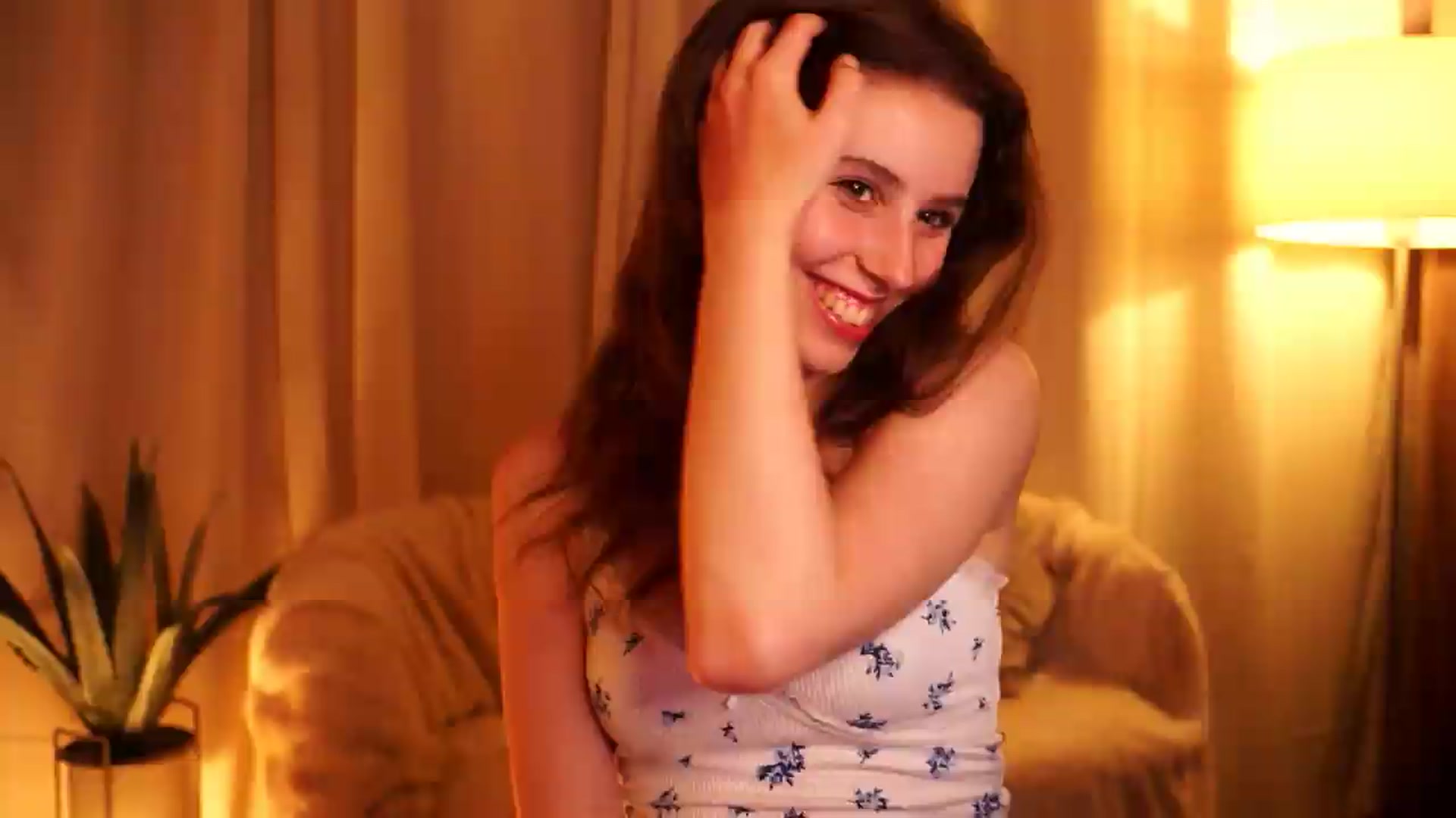 Gallery image thumbnail from PetiteeBratt's myfreecams stream on, 05/21/2026, 19:47 image 2 of 20