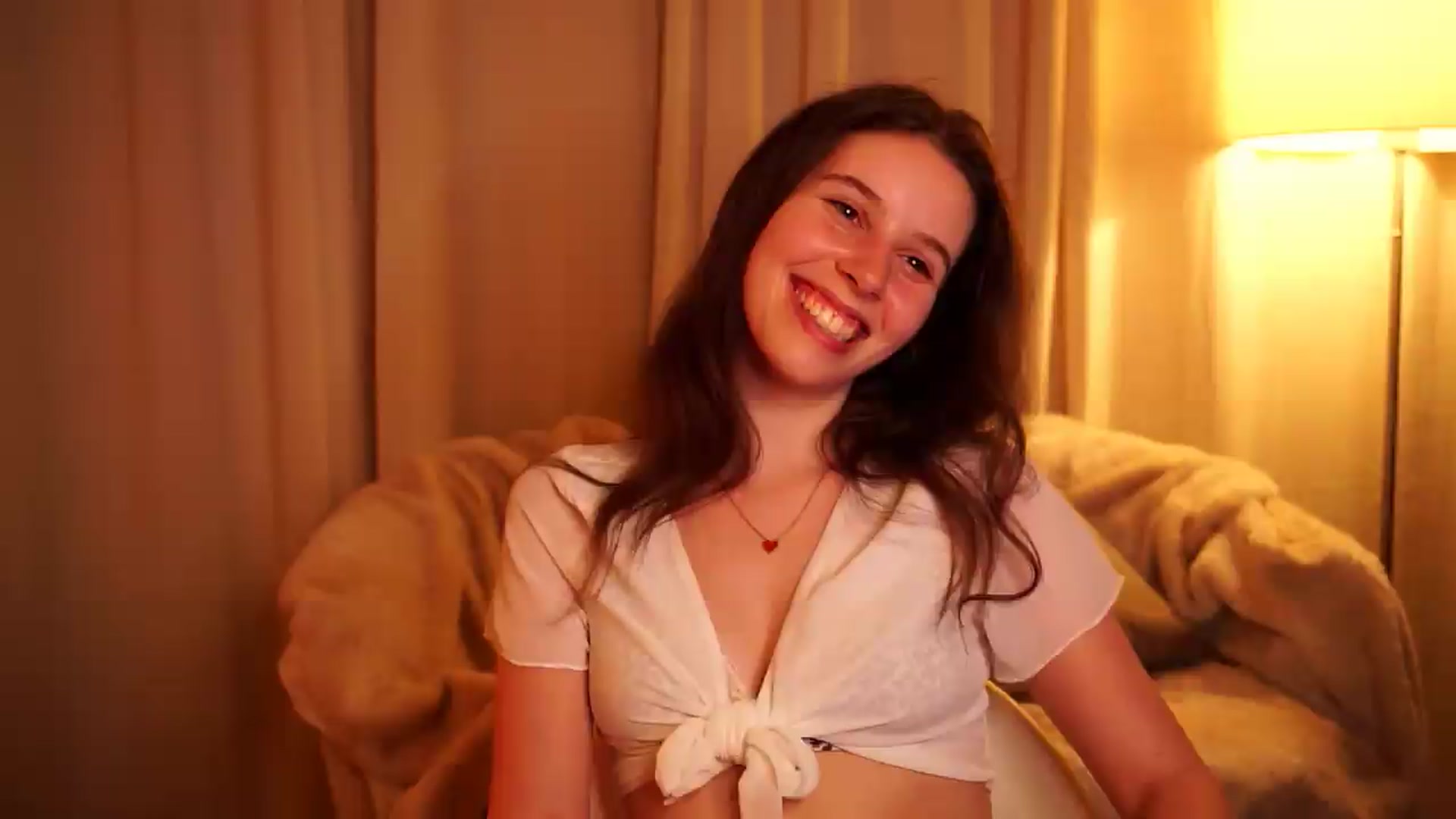 Gallery image thumbnail from PetiteeBratt's myfreecams stream on, 05/26/2026, 21:11 image 6 of 20