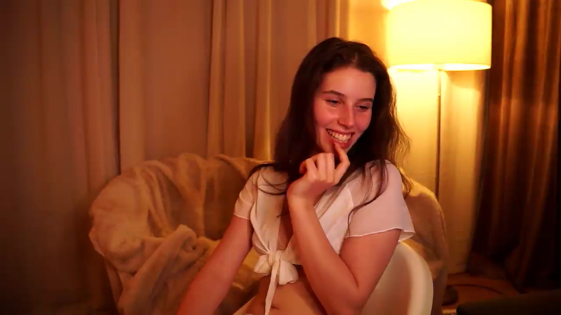 Gallery image thumbnail from PetiteeBratt's myfreecams stream on, 05/26/2026, 21:11 image 14 of 20