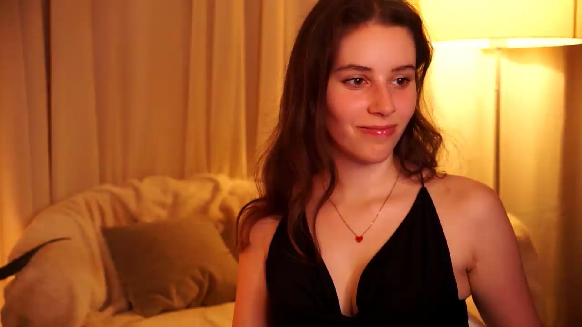 Gallery image thumbnail from PetiteeBratt's myfreecams stream on, 05/27/2026, 12:28 image 13 of 20