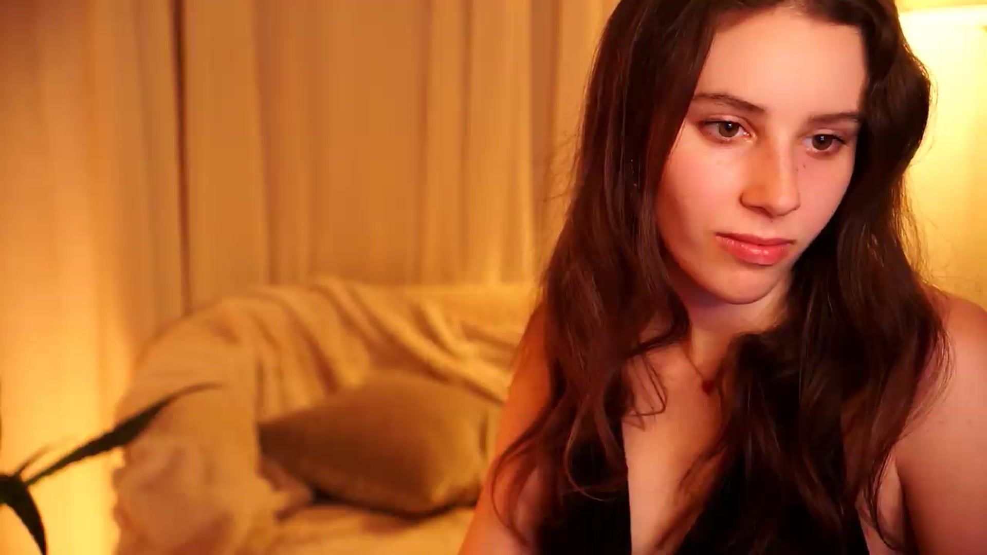 Gallery image thumbnail from PetiteeBratt's myfreecams stream on, 05/27/2026, 14:51 image 7 of 20
