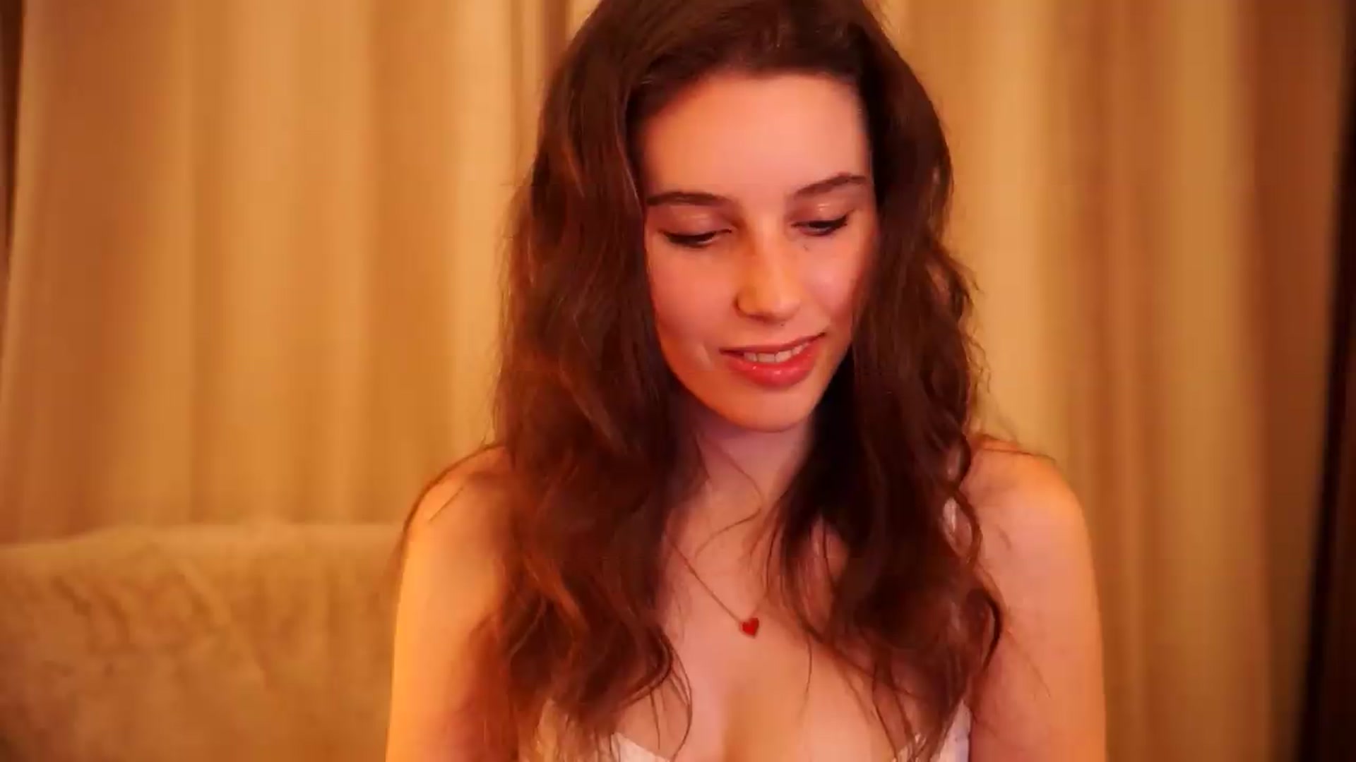 Gallery image thumbnail from PetiteeBratt's myfreecams stream on, 05/31/2026, 08:33 image 11 of 20