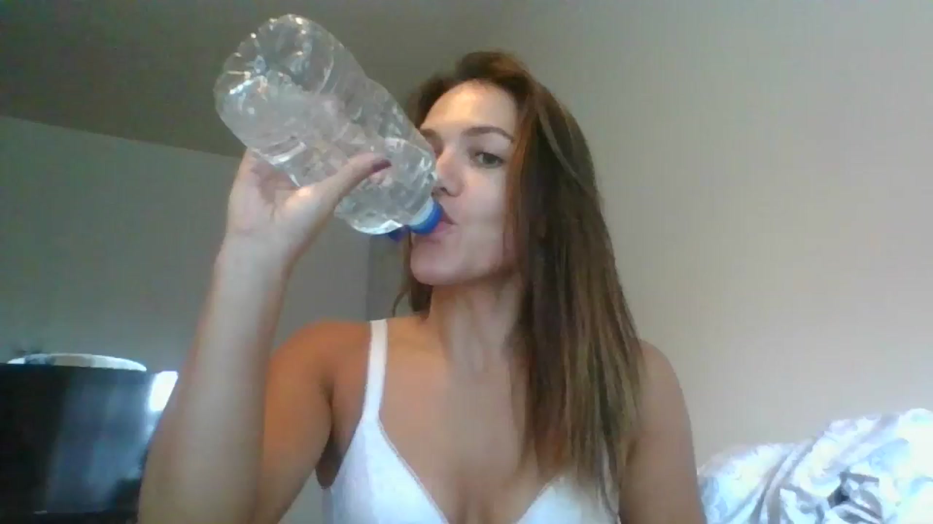 Gallery image thumbnail from Petiteitalian's myfreecams stream on, 07/25/2023, 12:29 image 1 of 20