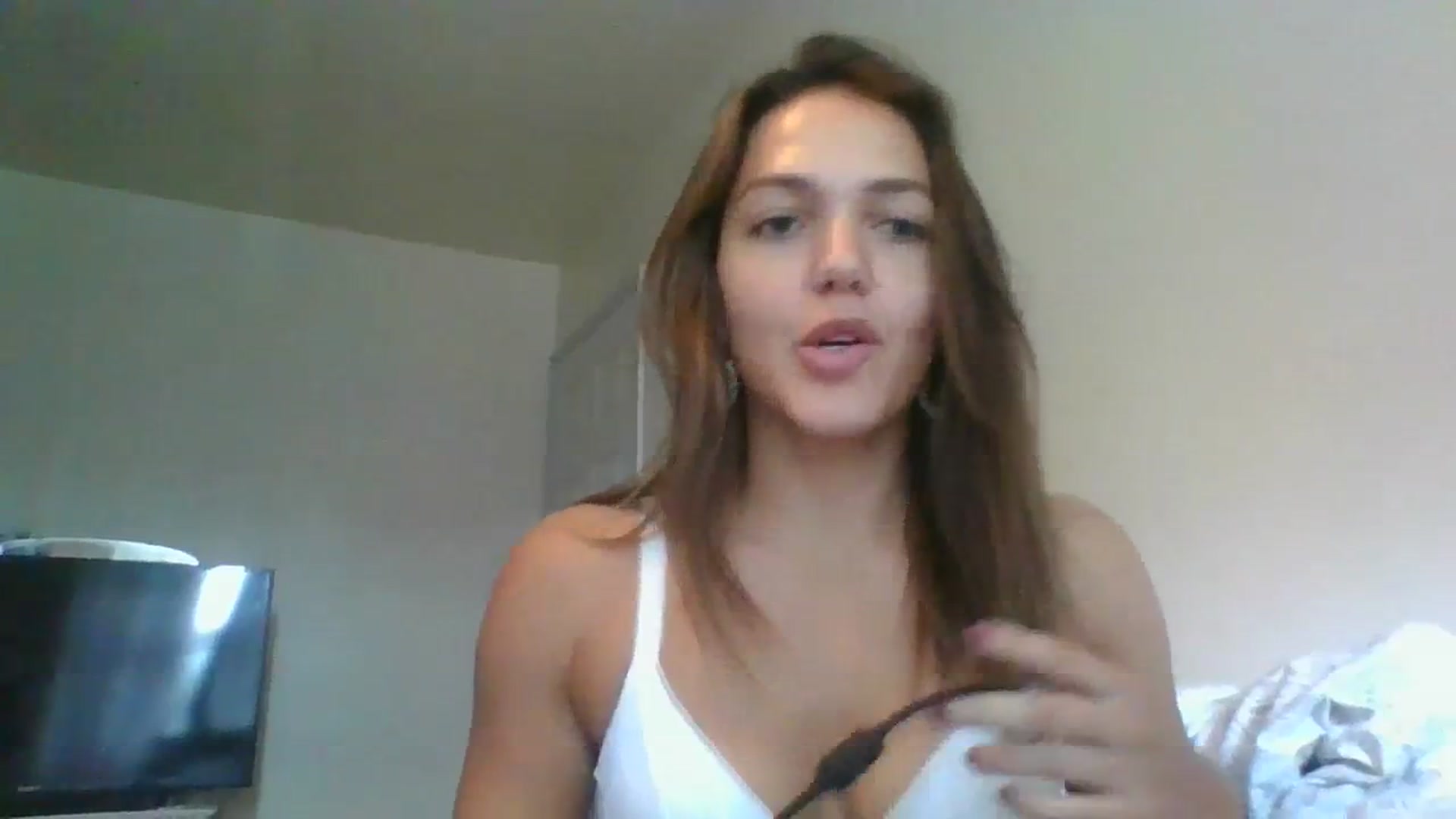 Gallery image thumbnail from Petiteitalian's myfreecams stream on, 07/25/2023, 12:29 image 6 of 20
