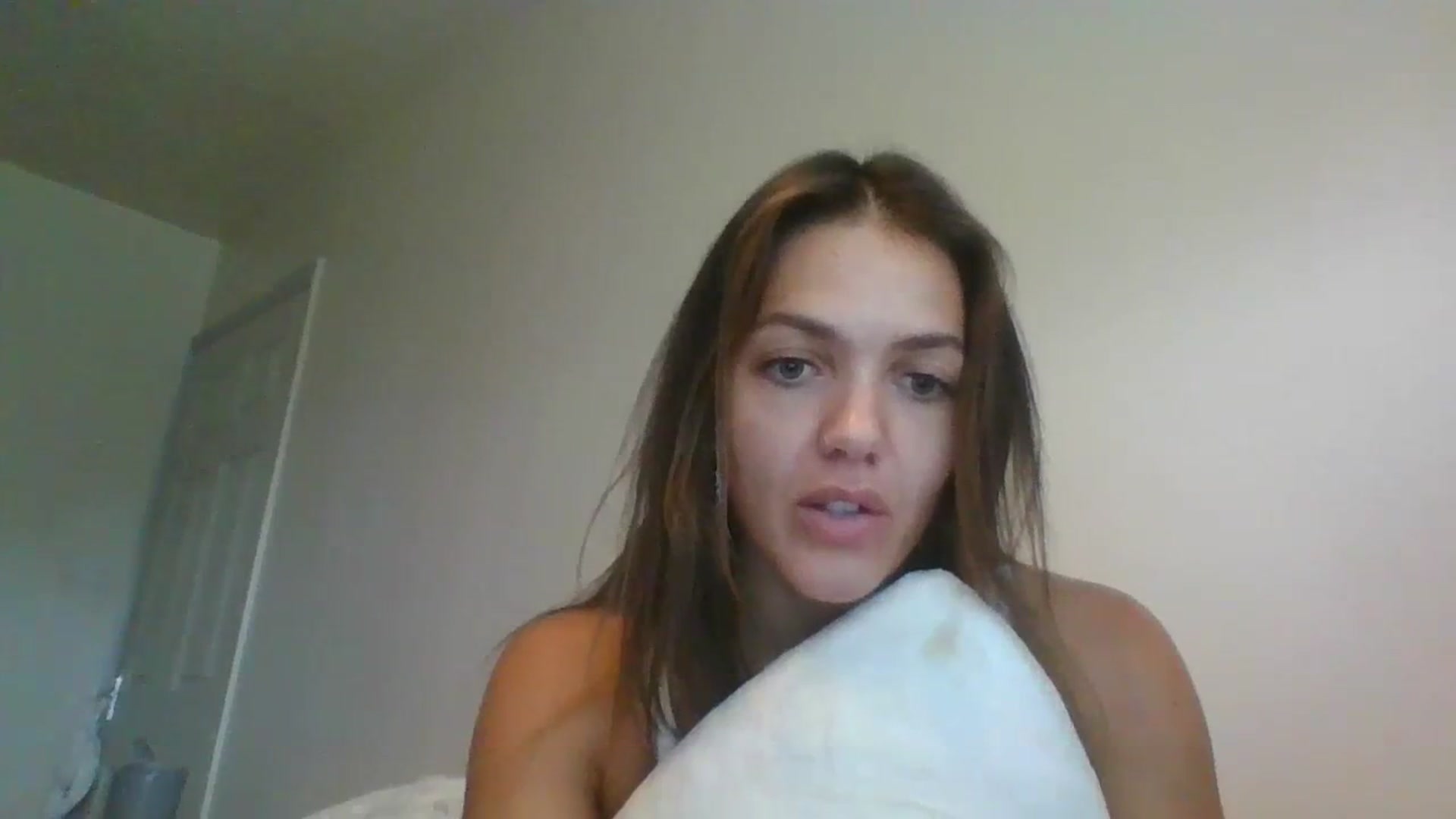 Gallery image thumbnail from Petiteitalian's myfreecams stream on, 07/25/2023, 13:37 image 4 of 20