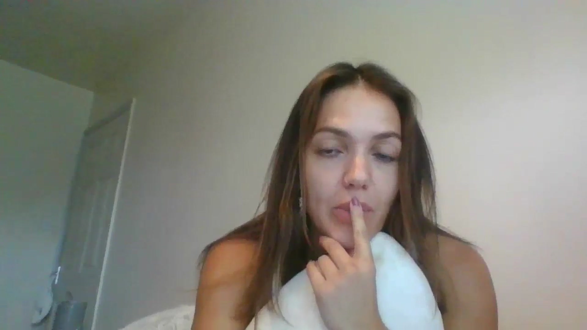 Gallery image thumbnail from Petiteitalian's myfreecams stream on, 07/25/2023, 13:37 image 3 of 20