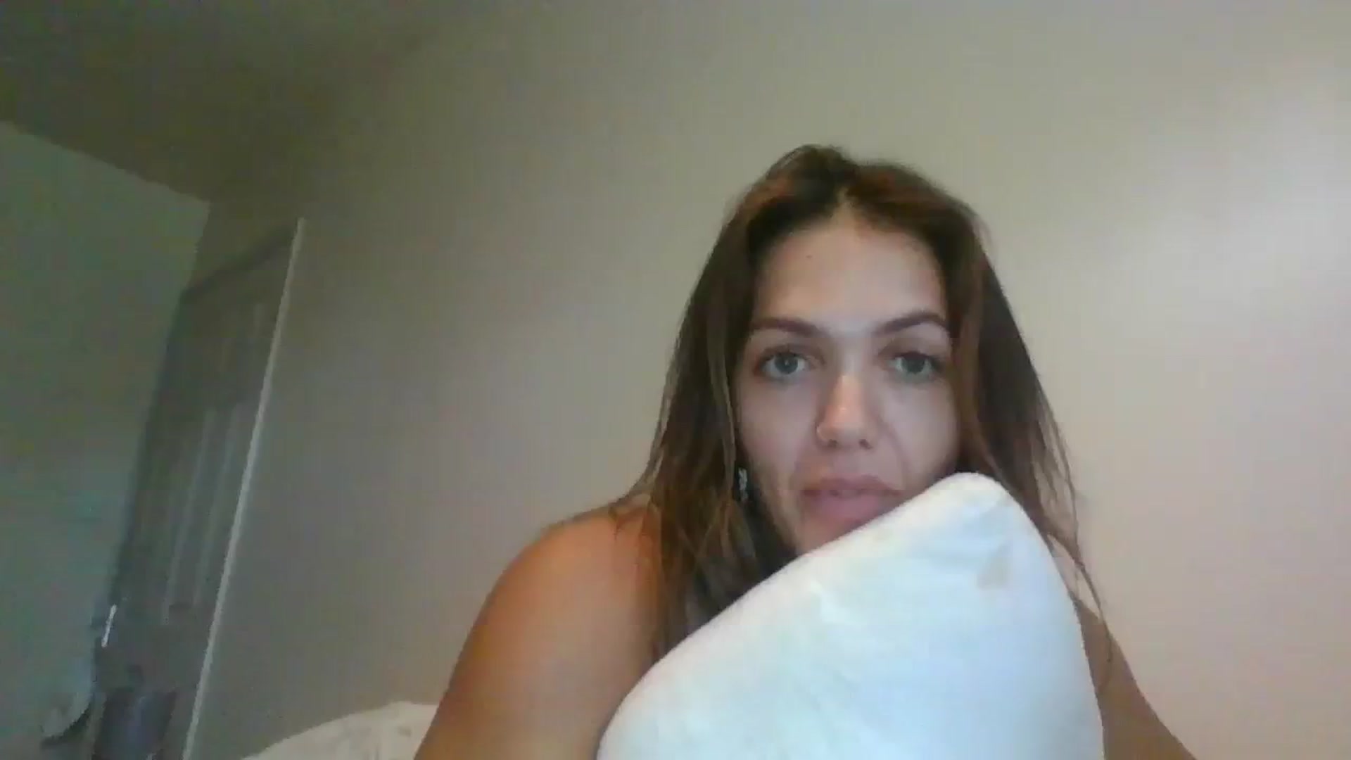 Gallery image thumbnail from Petiteitalian's myfreecams stream on, 07/25/2023, 13:37 image 16 of 20