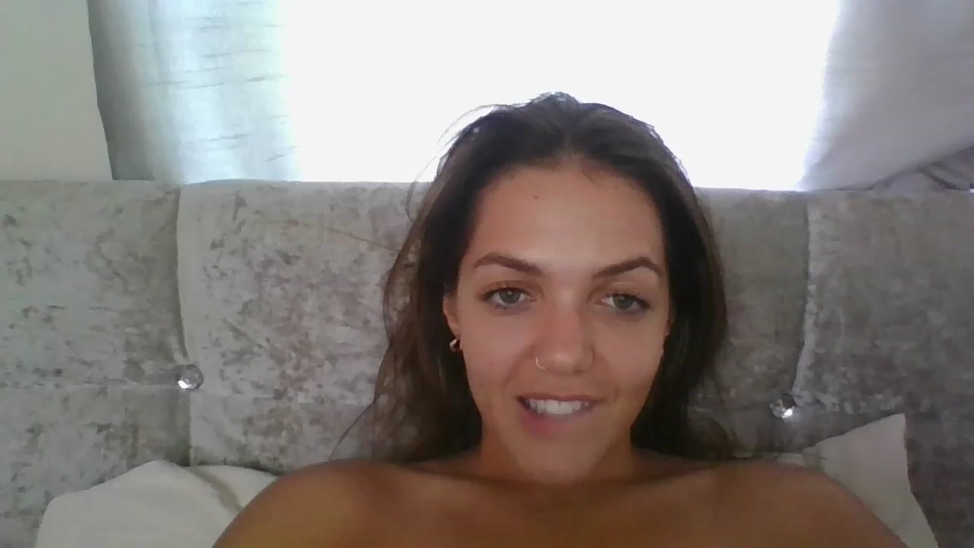 Gallery image thumbnail from Petiteitalian's myfreecams stream on, 08/07/2023, 13:25 image 16 of 20