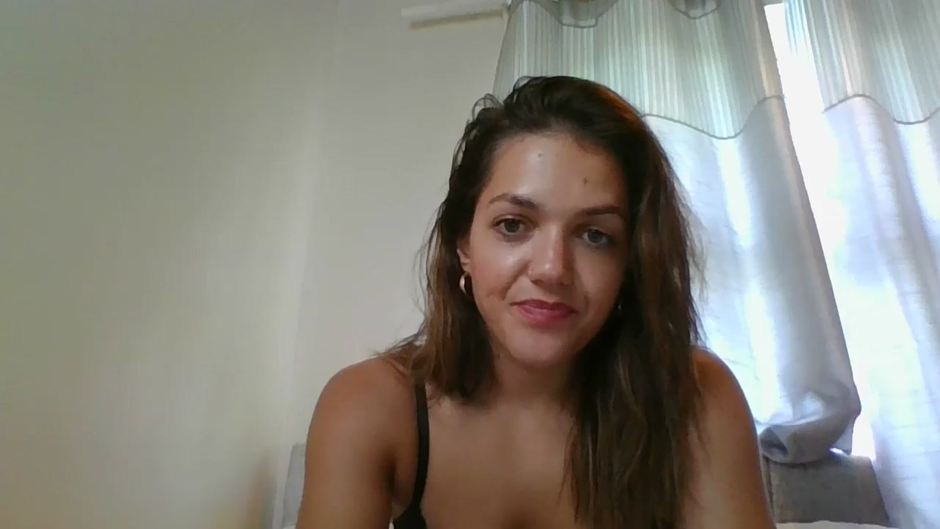 Gallery image thumbnail from Petiteitalian's myfreecams stream on, 09/25/2023, 15:02 image 8 of 20