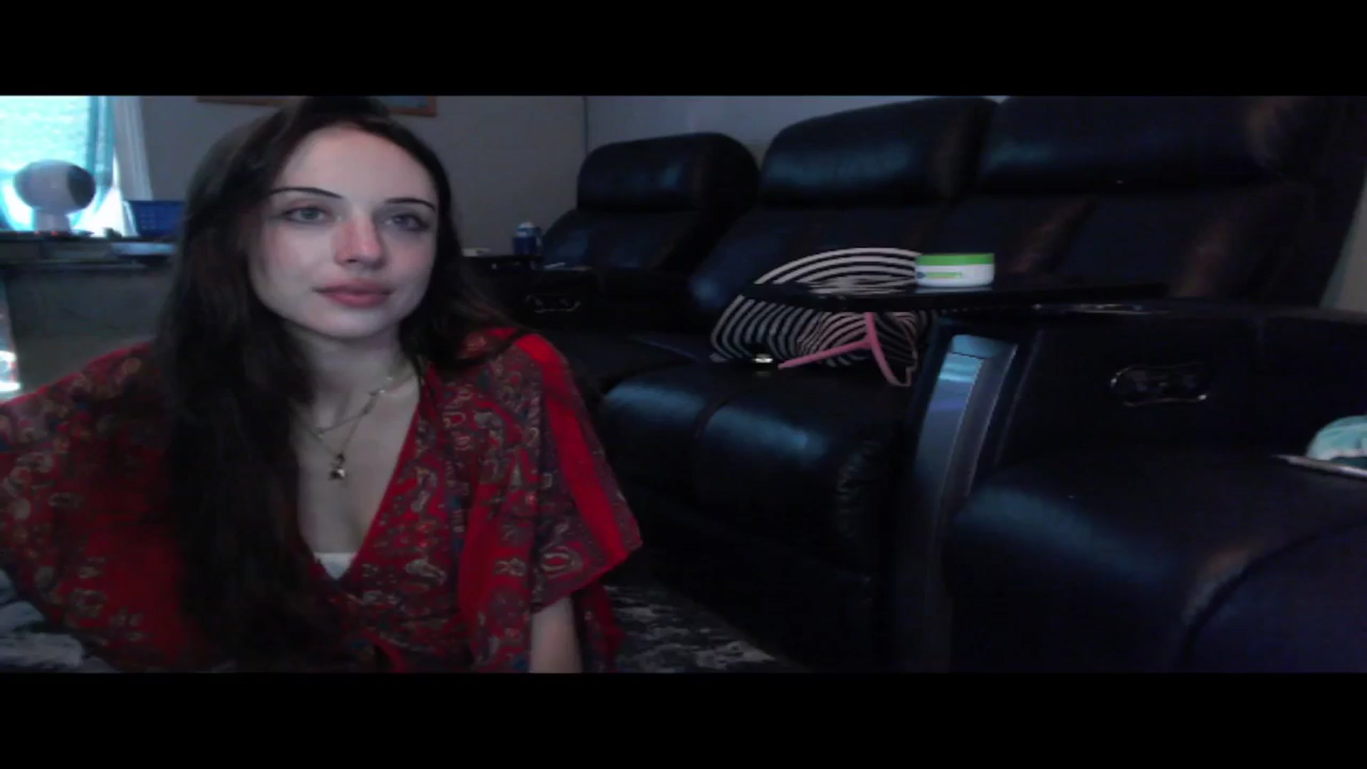 Gallery image thumbnail from Petunias's myfreecams stream on, 05/30/2024, 19:50 image 2 of 20