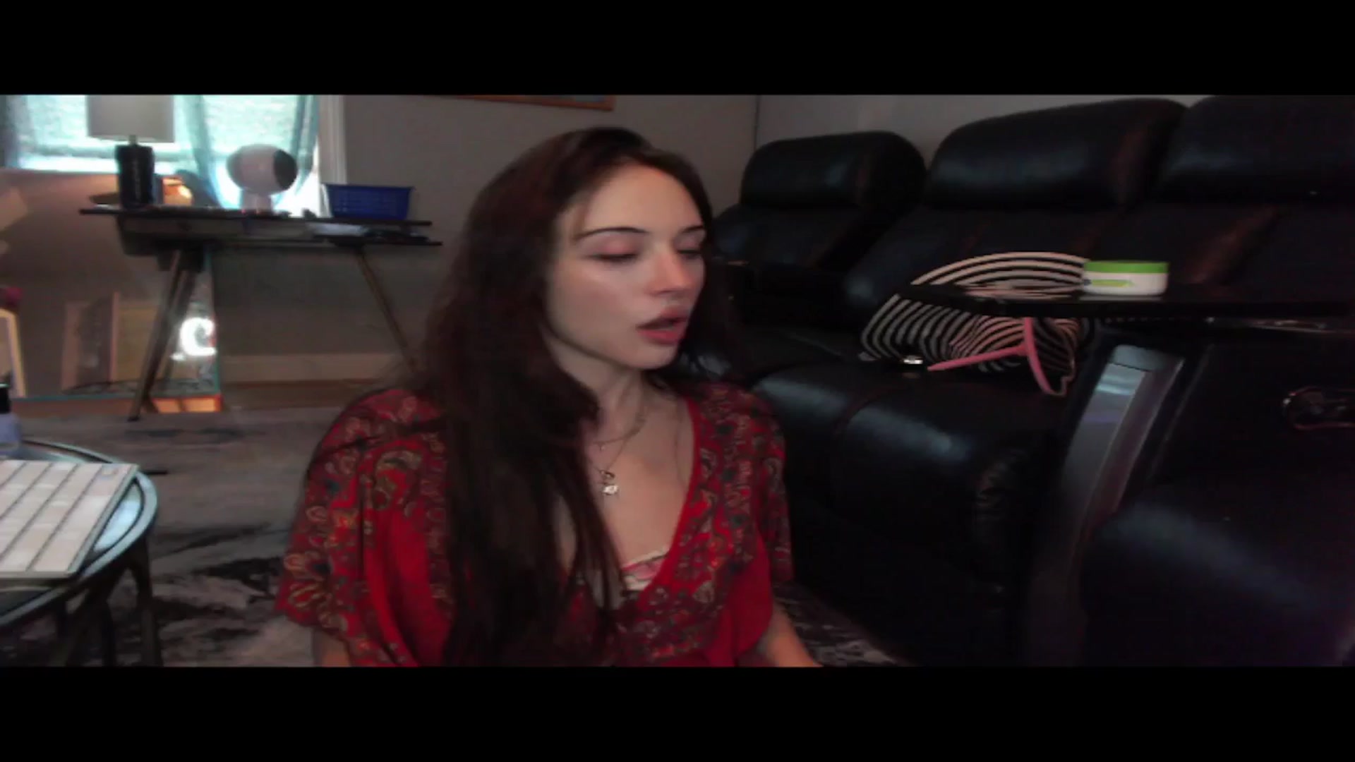 Gallery image thumbnail from Petunias's myfreecams stream on, 05/30/2024, 19:50 image 9 of 20