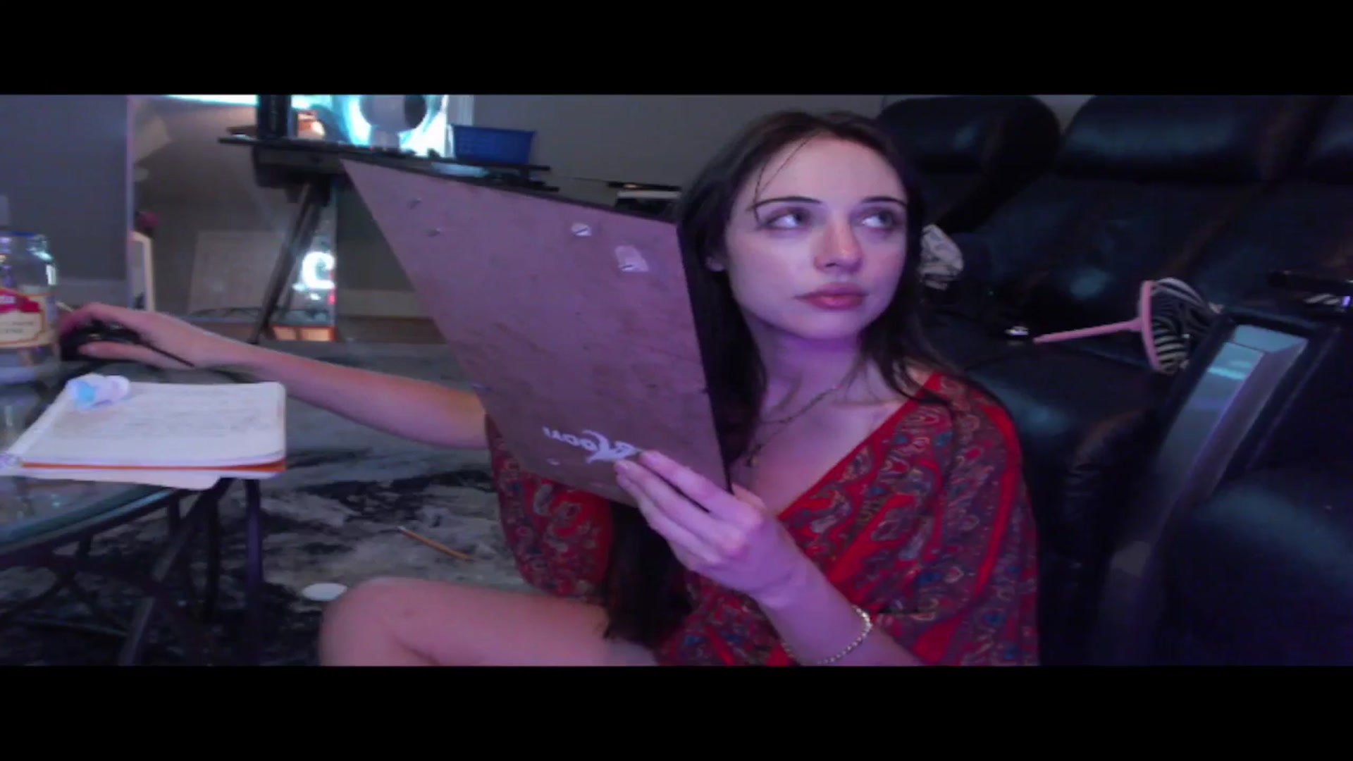 Gallery image thumbnail from Petunias's myfreecams stream on, 05/30/2024, 21:37 image 7 of 20