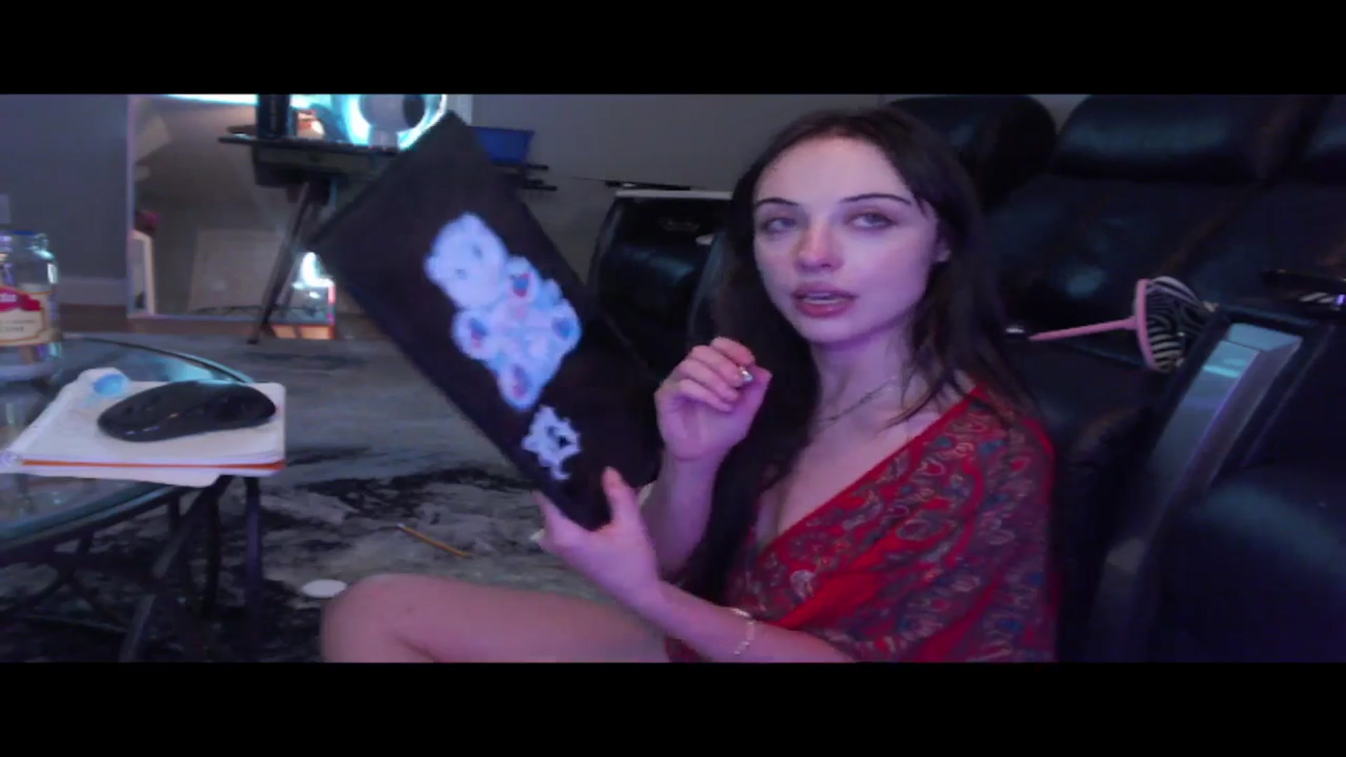 Gallery image thumbnail from Petunias's myfreecams stream on, 05/30/2024, 21:37 image 8 of 20