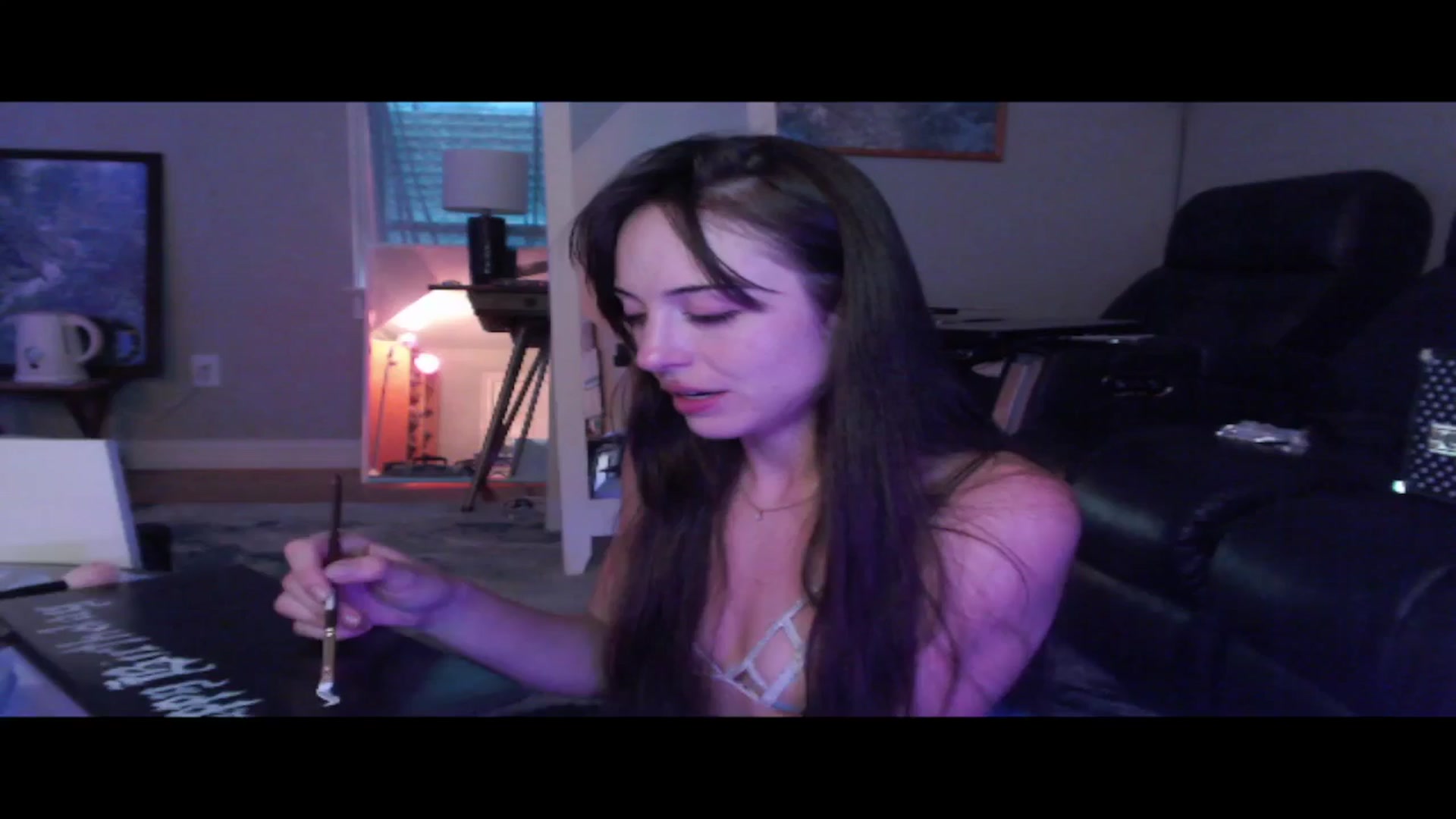 Gallery image thumbnail from Petunias's myfreecams stream on, 06/01/2024, 01:15 image 7 of 20