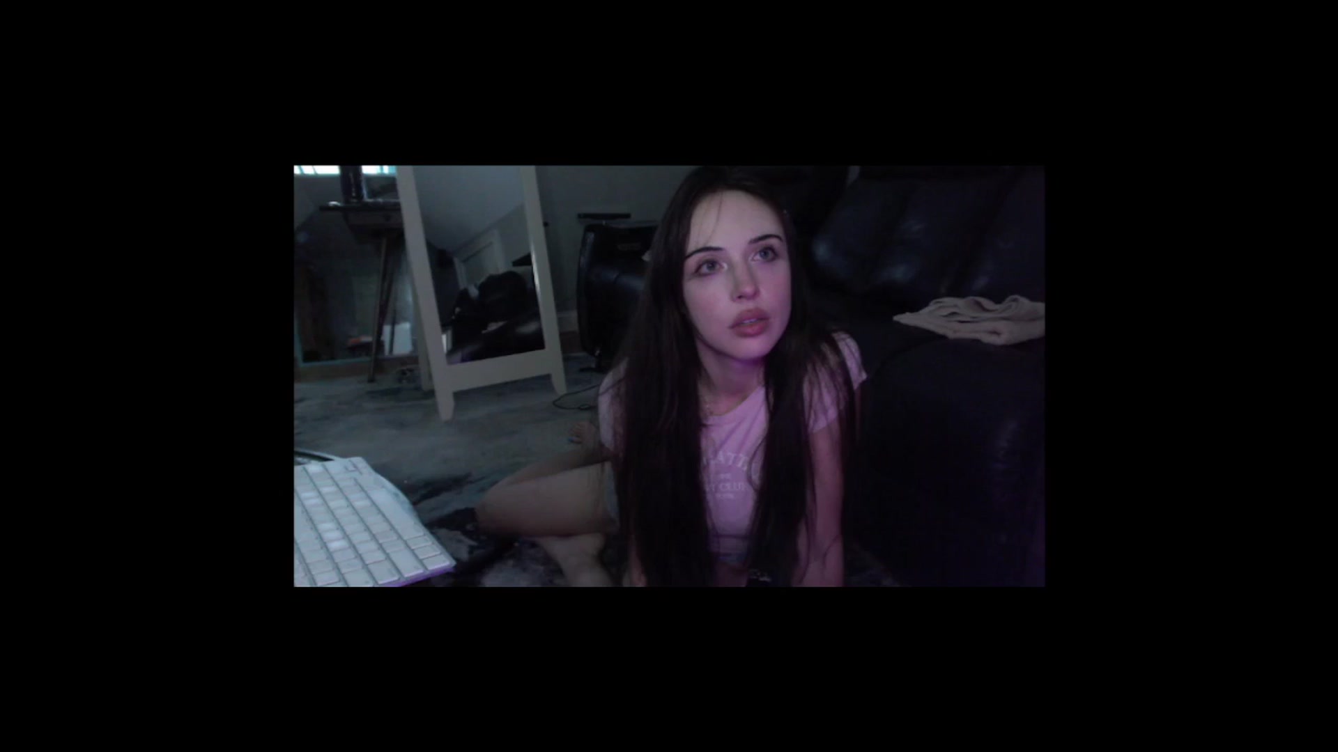 Gallery image thumbnail from Petunias's myfreecams stream on, 06/01/2024, 20:24 image 18 of 20