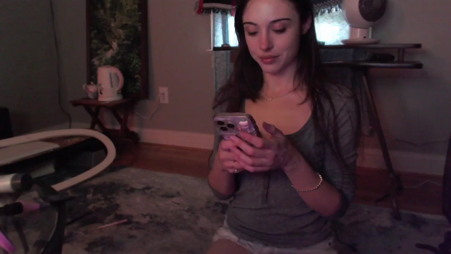 Gallery image thumbnail from Petunias's myfreecams stream on, 06/02/2024, 19:44 image 5 of 20