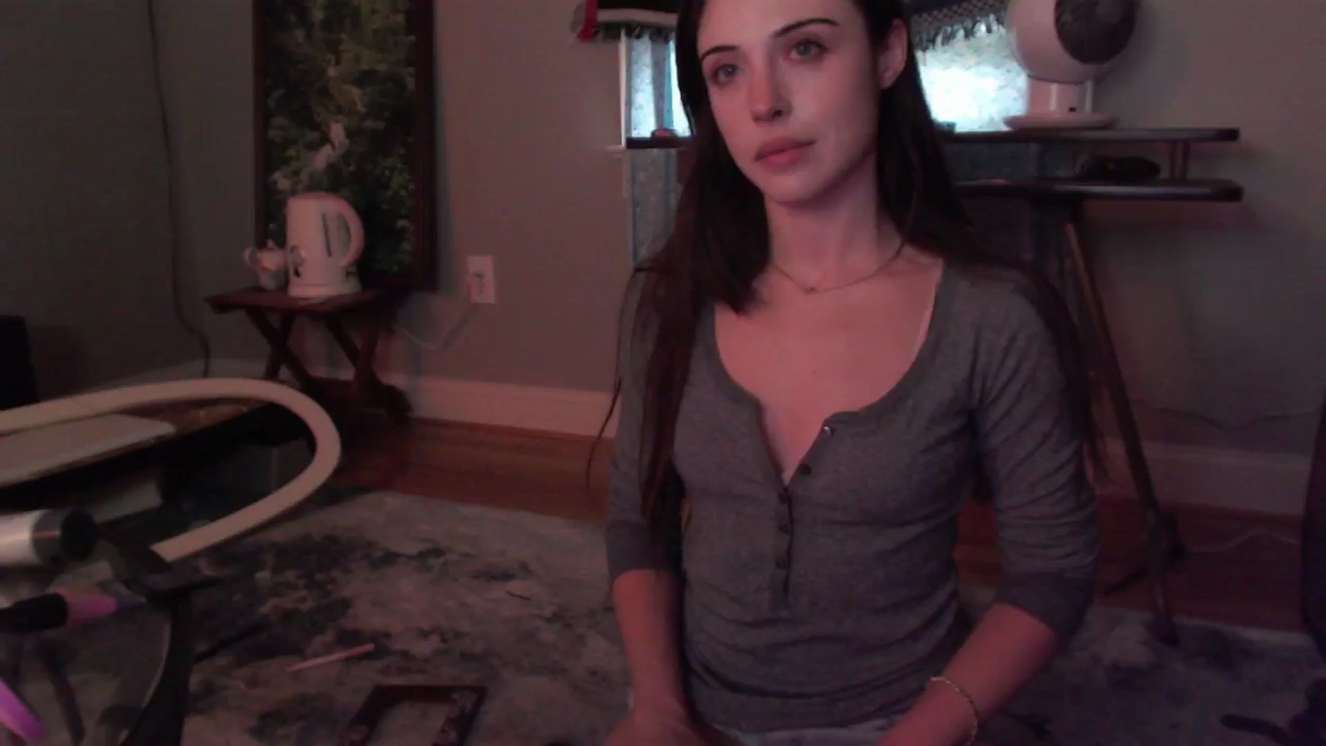 Gallery image thumbnail from Petunias's myfreecams stream on, 06/02/2024, 19:44 image 3 of 20