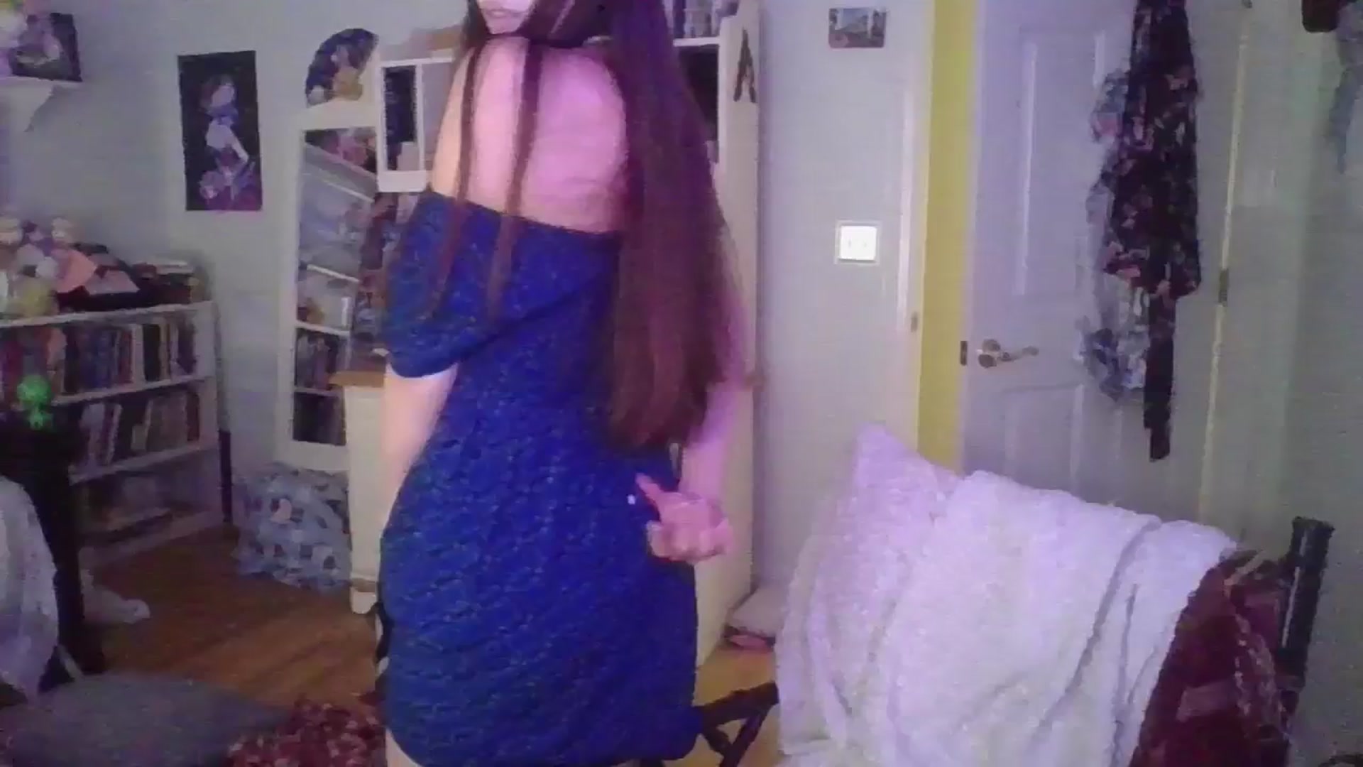 Gallery image thumbnail from Petunias's myfreecams stream on, 10/01/2024, 18:31 image 10 of 20