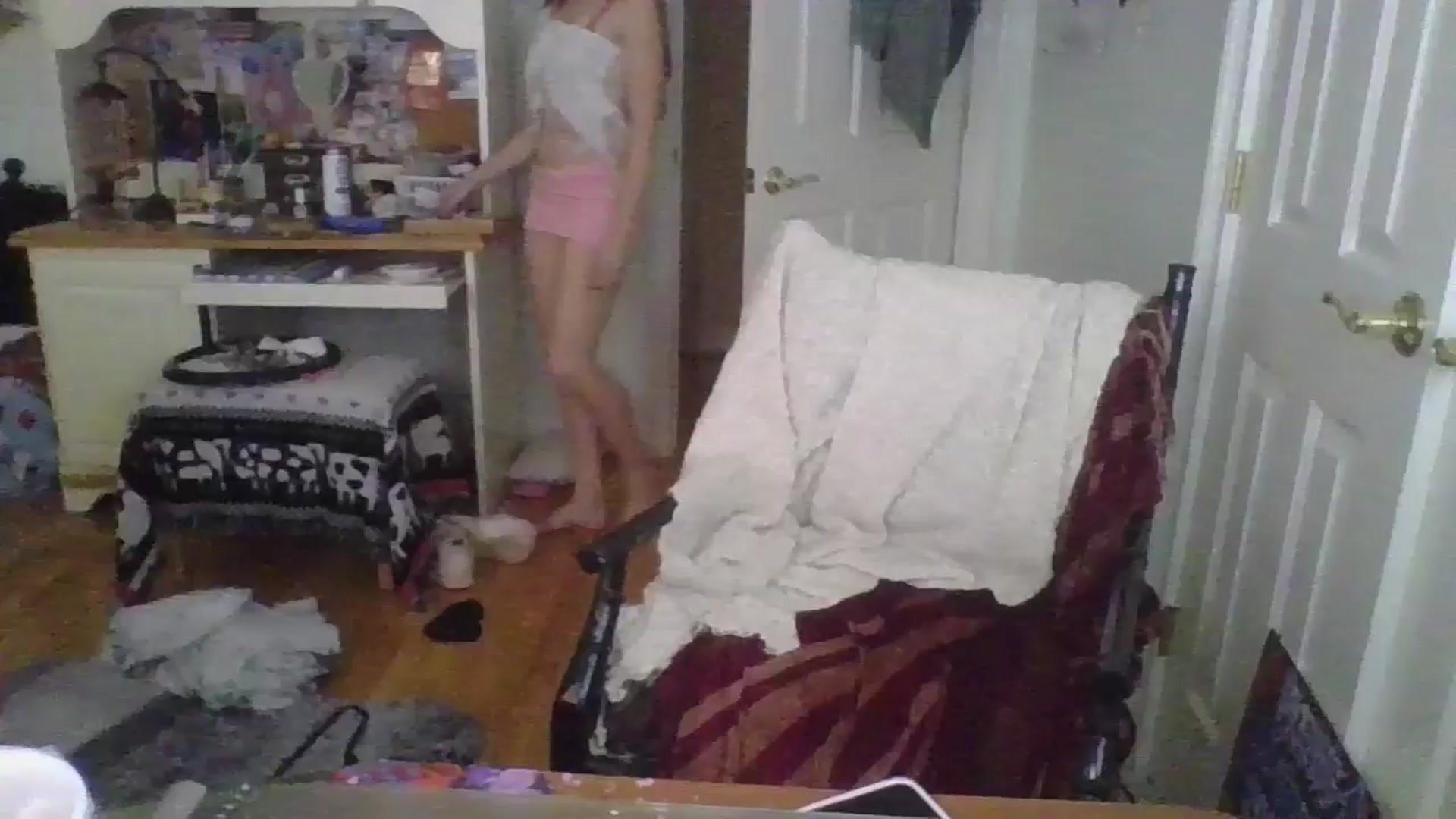Gallery image thumbnail from Petunias's myfreecams stream on, 10/03/2024, 21:25 image 2 of 20