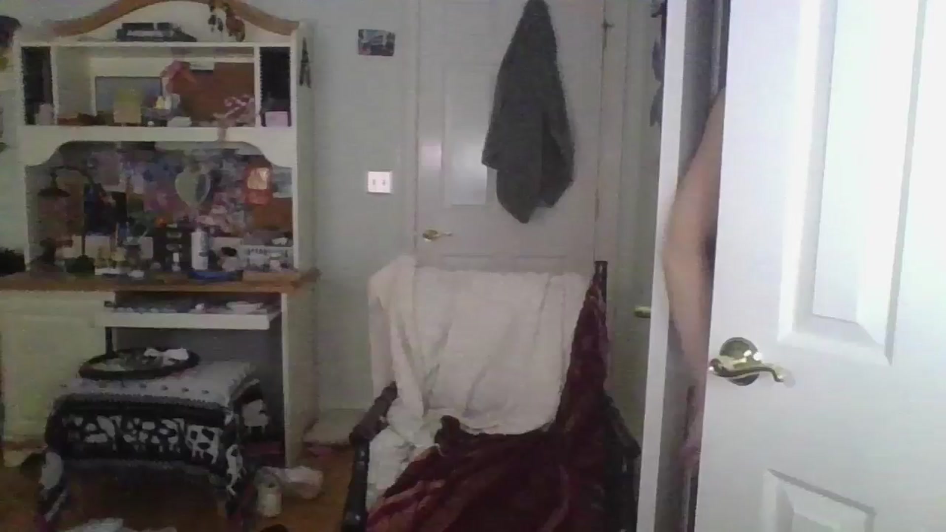 Gallery image thumbnail from Petunias's myfreecams stream on, 10/03/2024, 21:25 image 13 of 20
