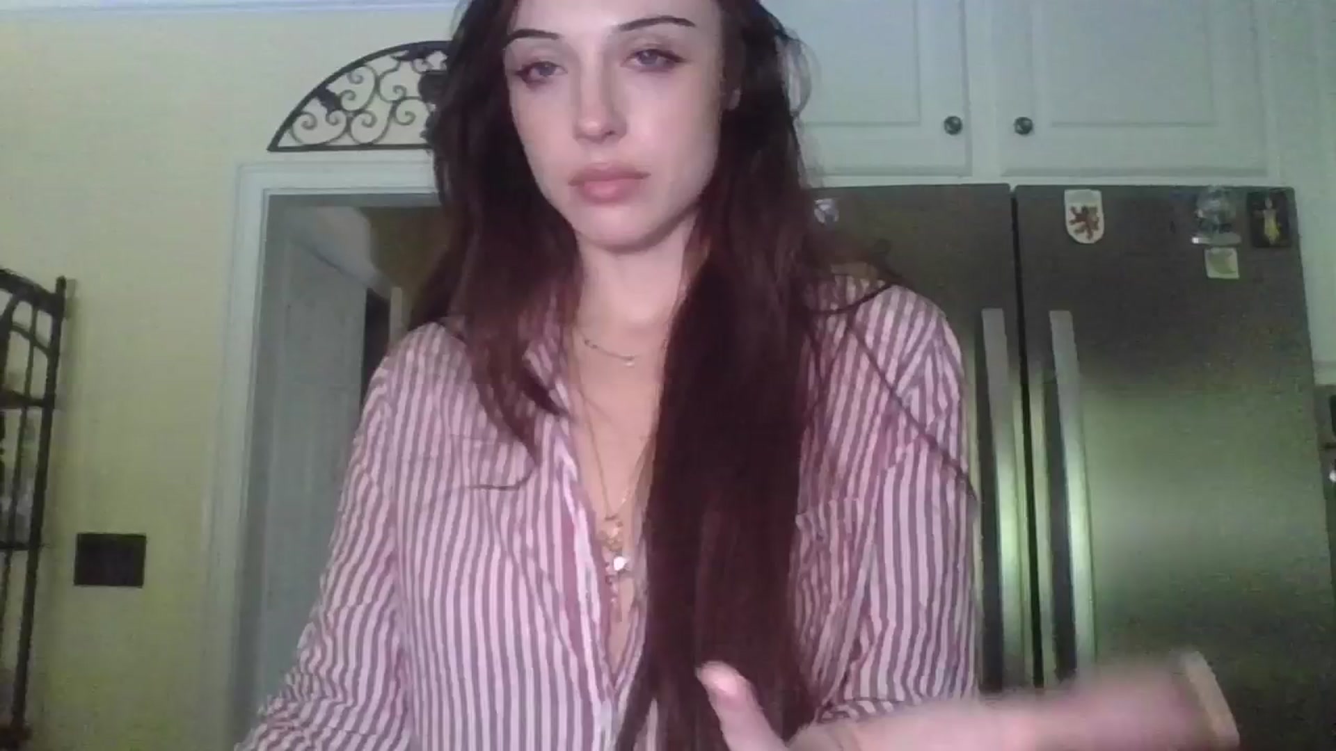 Gallery image thumbnail from Petunias's myfreecams stream on, 10/13/2024, 17:47 image 16 of 20