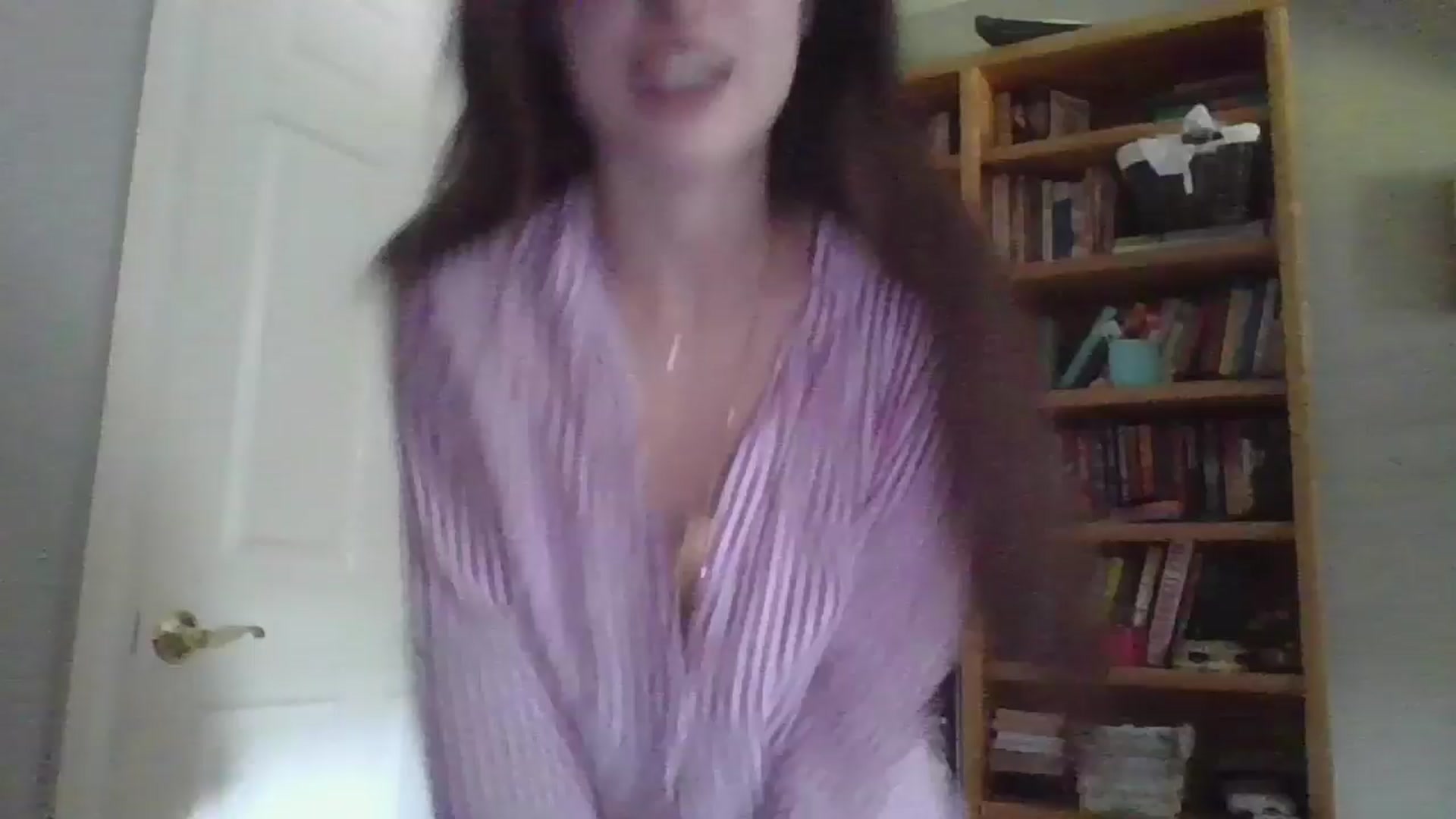 Gallery image thumbnail from Petunias's myfreecams stream on, 10/13/2024, 17:47 image 7 of 20