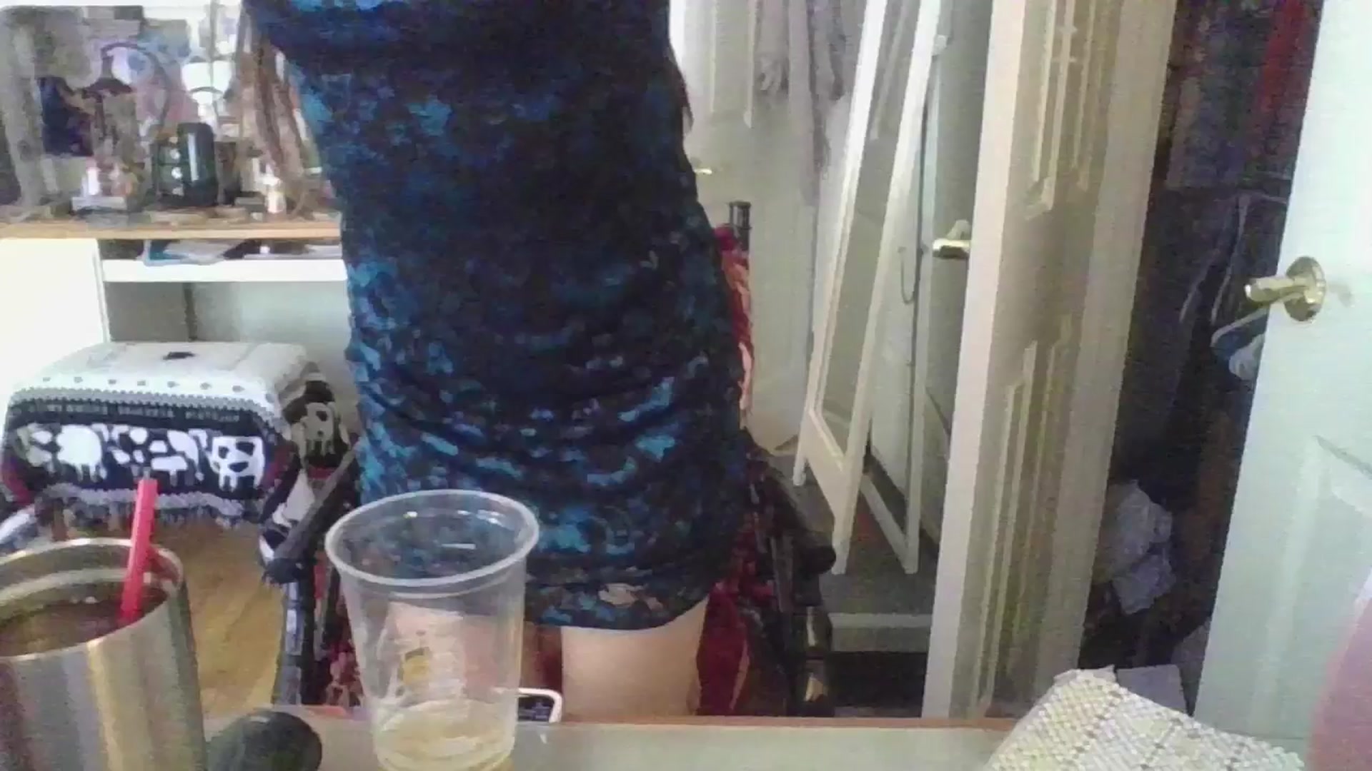 Gallery image thumbnail from Petunias's myfreecams stream on, 10/21/2024, 19:24 image 8 of 20