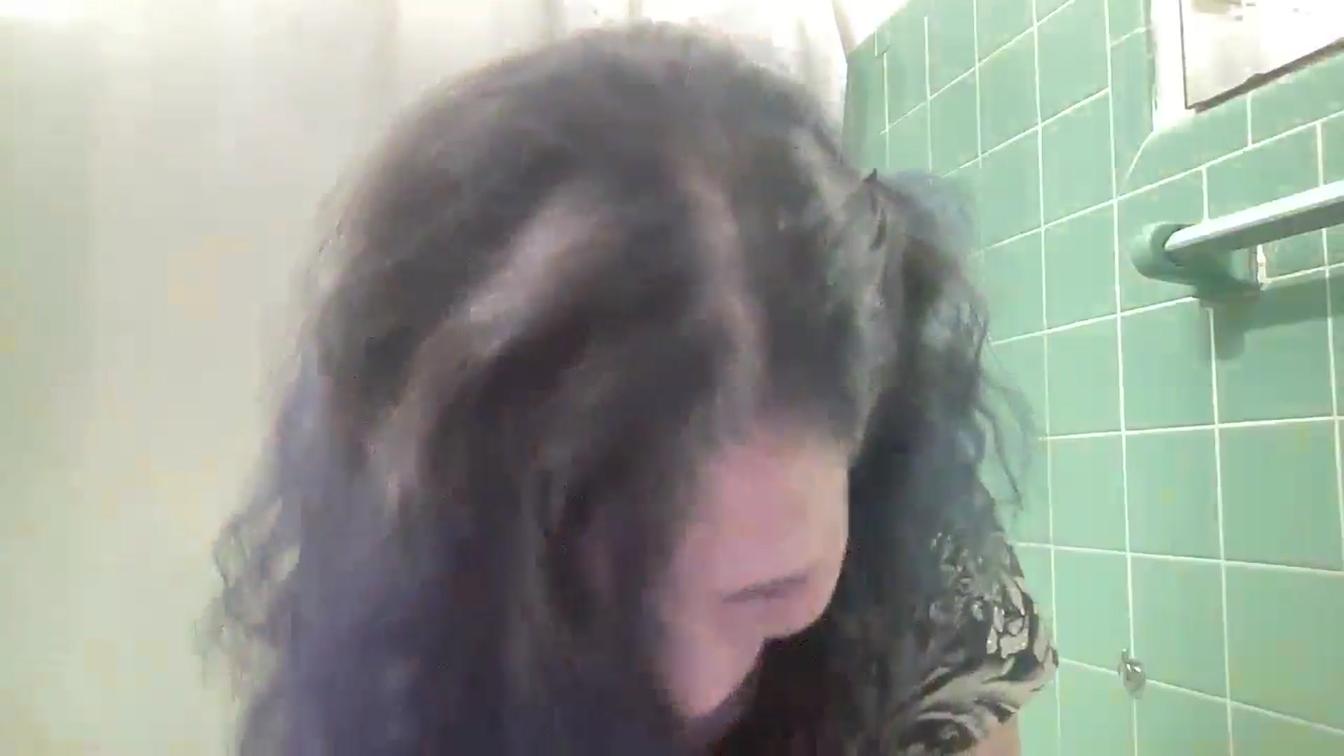 Gallery image thumbnail from Phaedra's myfreecams stream on, 08/21/2024, 09:44 image 17 of 20