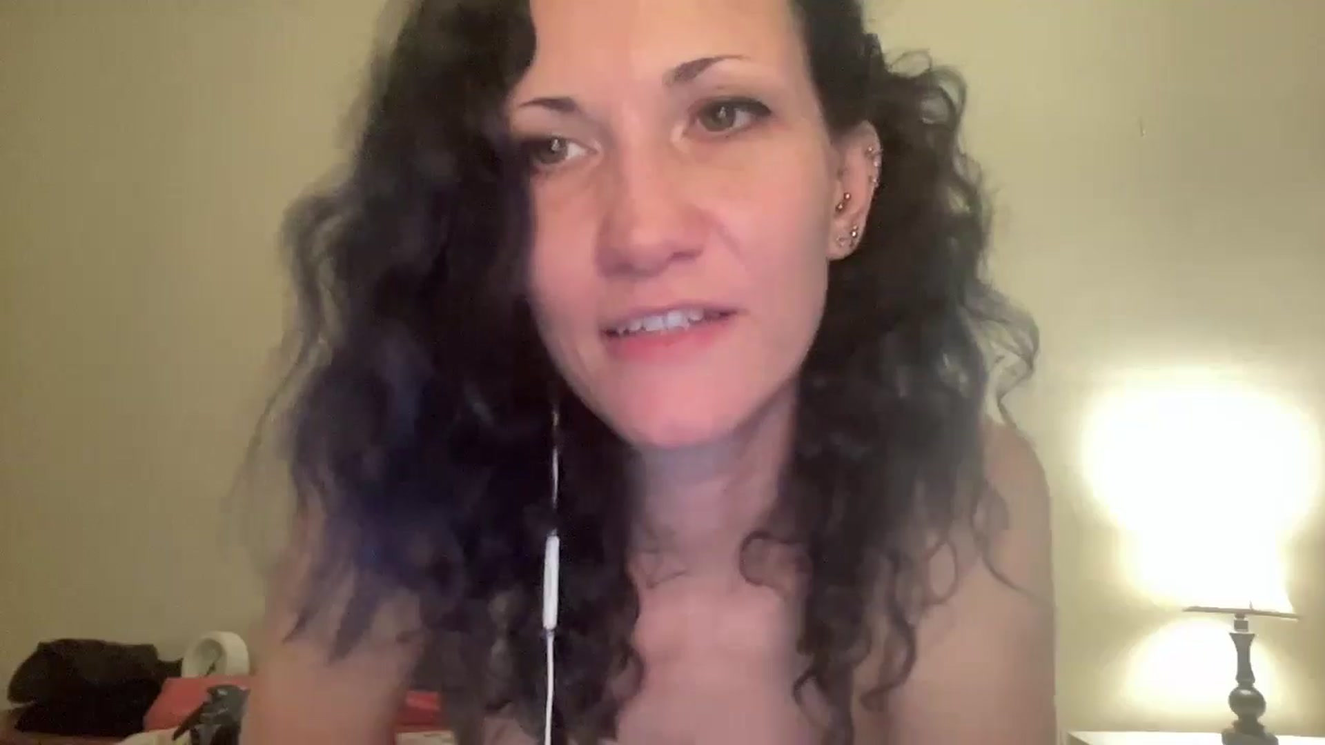 Gallery image thumbnail from Phaedra's myfreecams stream on, 08/22/2024, 13:06 image 4 of 20