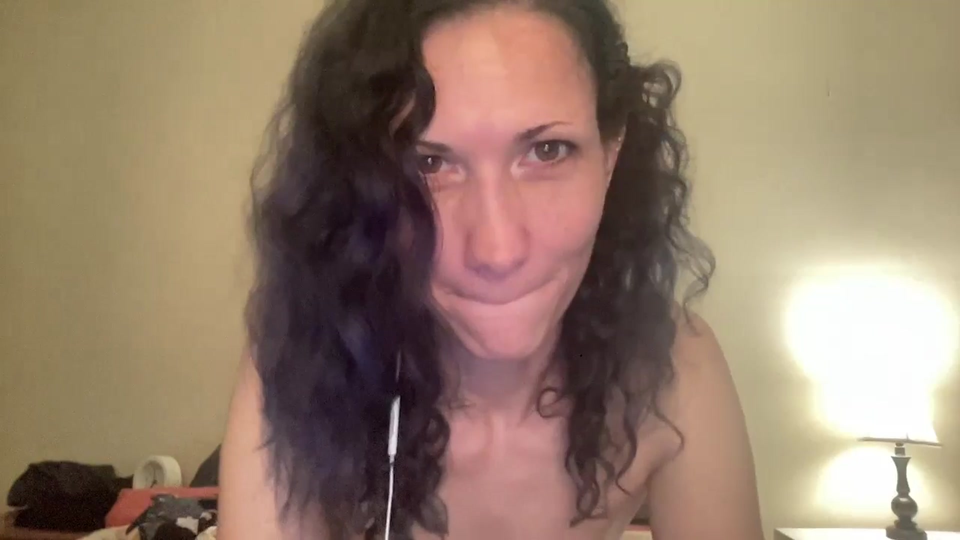 Gallery image thumbnail from Phaedra's myfreecams stream on, 08/22/2024, 13:06 image 3 of 20