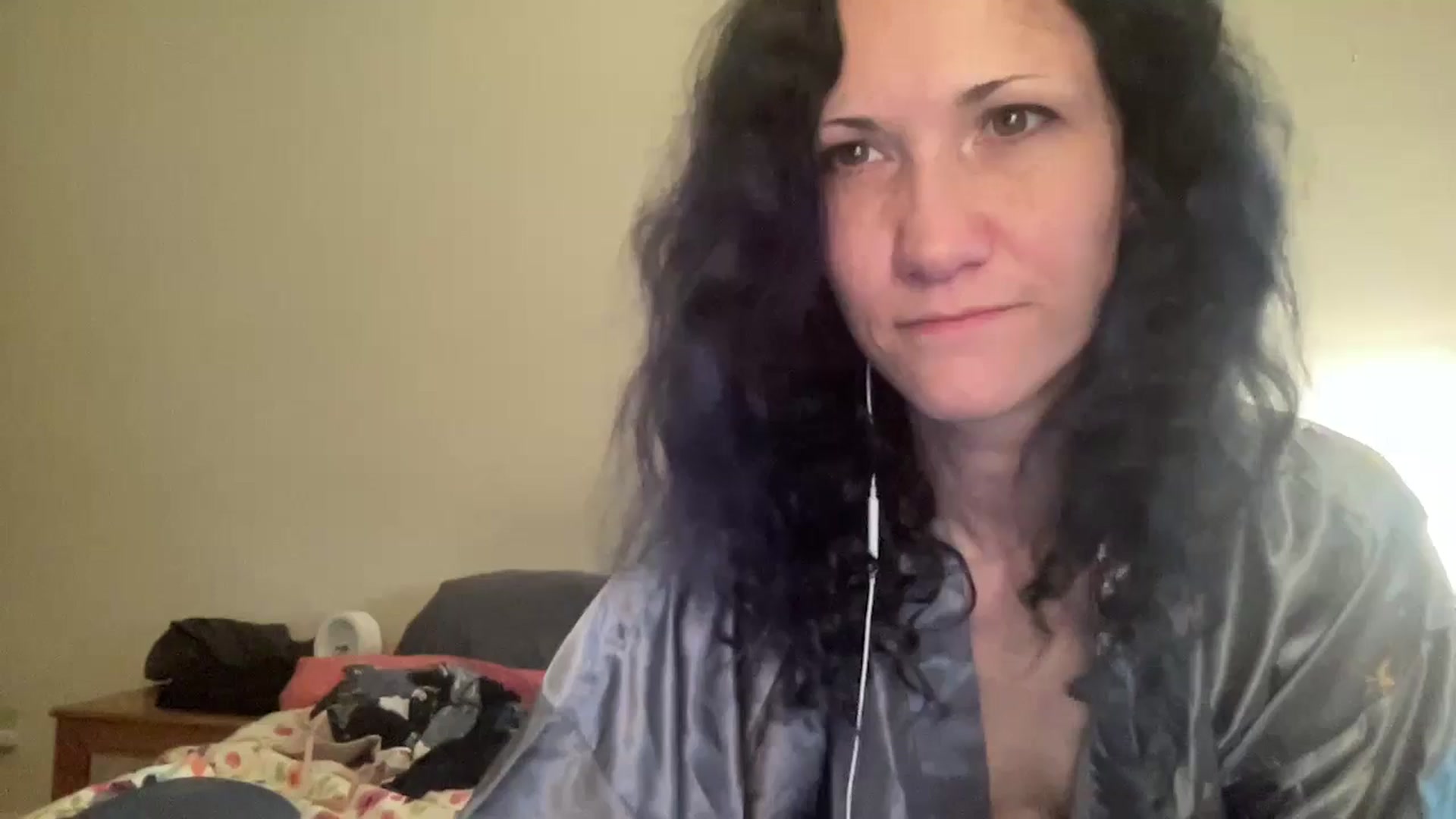 Gallery image thumbnail from Phaedra's myfreecams stream on, 08/22/2024, 13:06 image 17 of 20