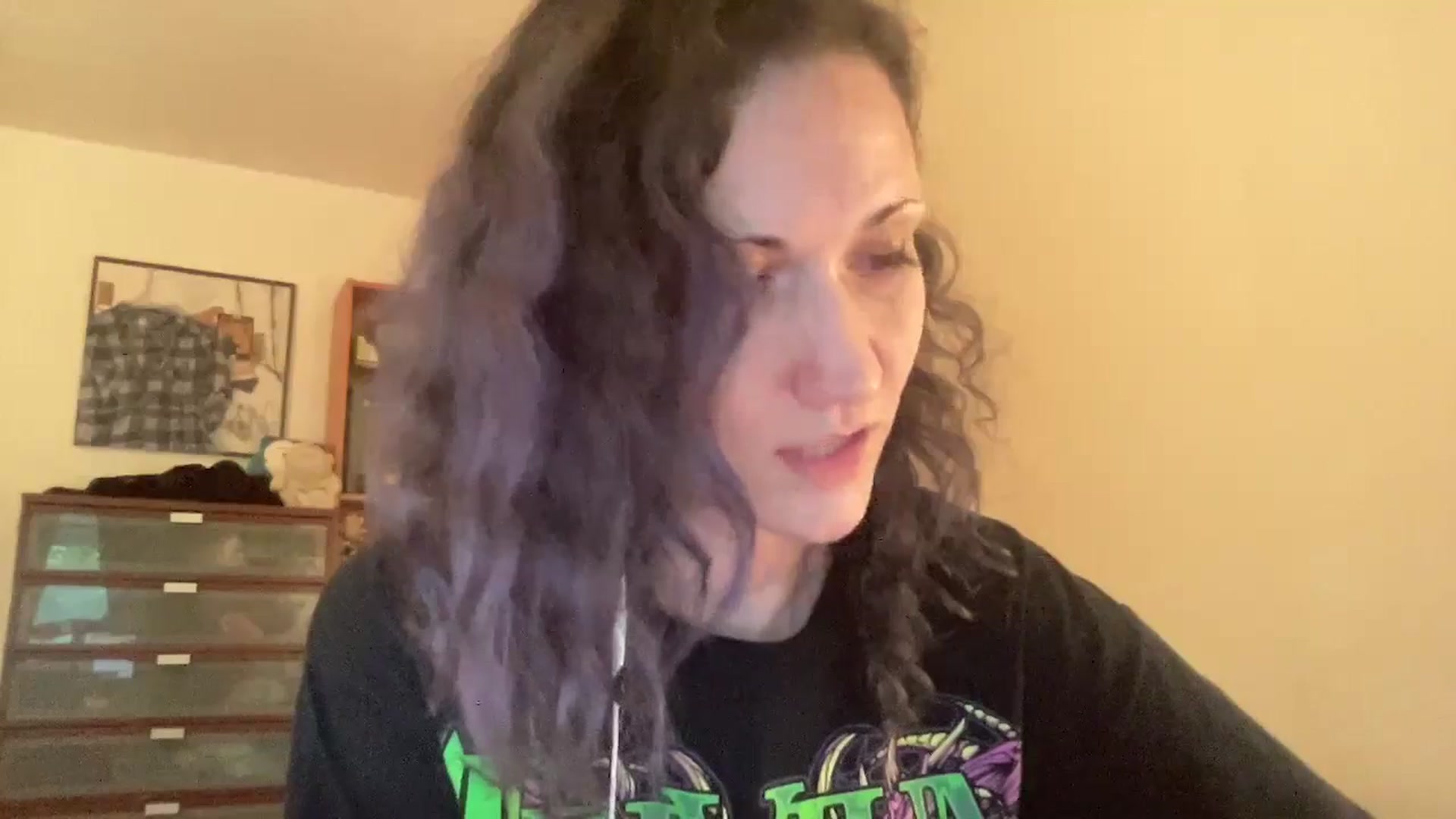 Gallery image thumbnail from Phaedra's myfreecams stream on, 08/23/2024, 11:04 image 11 of 20