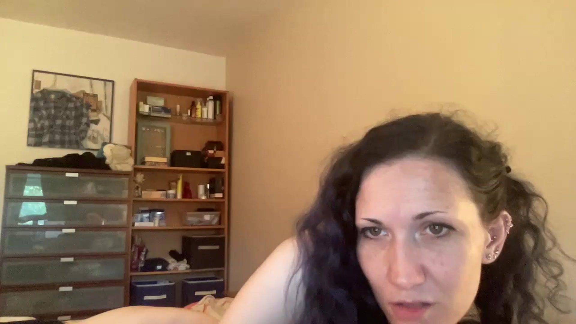 Gallery image thumbnail from Phaedra's myfreecams stream on, 08/23/2024, 13:21 image 6 of 20