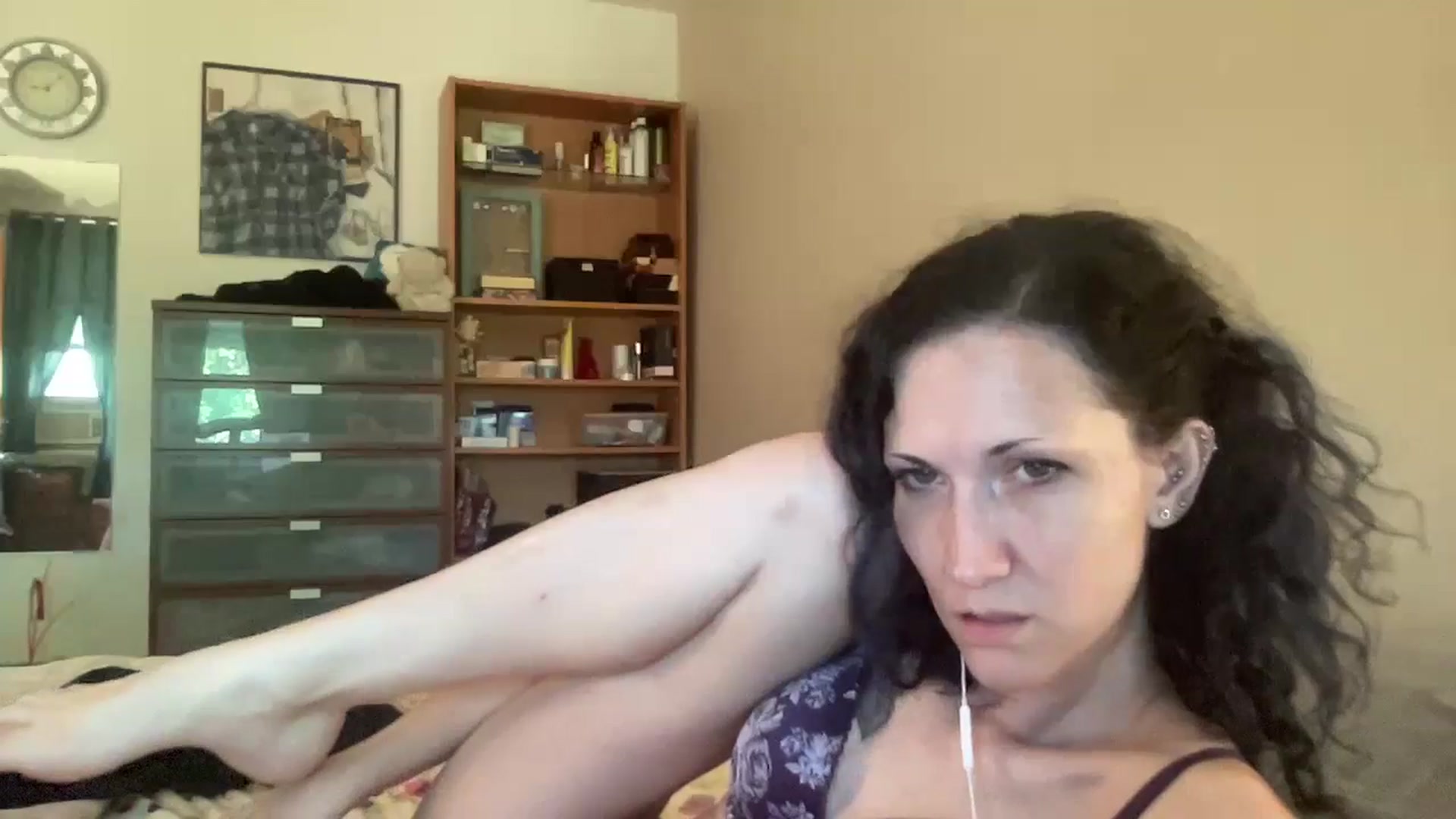 Gallery image thumbnail from Phaedra's myfreecams stream on, 08/23/2024, 13:21 image 14 of 20